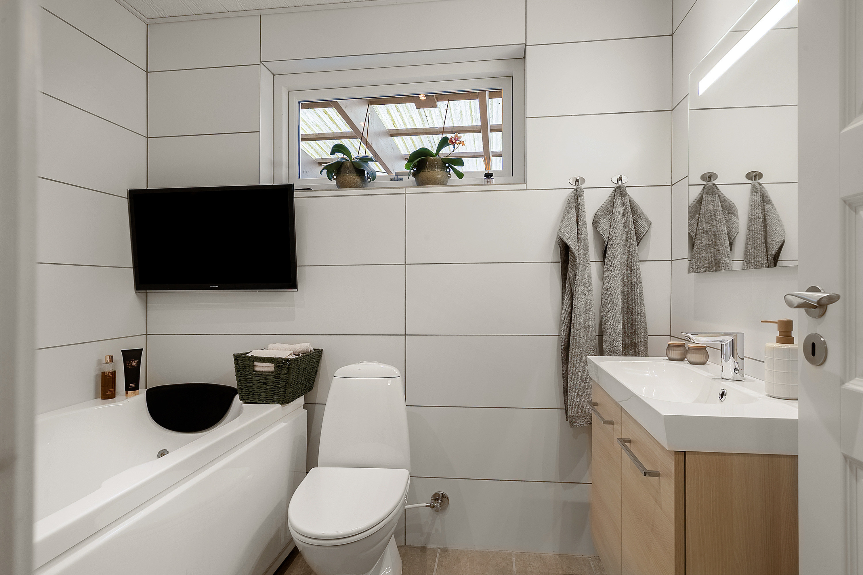 Fremhævet badeværelse billede i fuldskærmstilstand. Billede af Kløvertoften 9, Felsted, 6200 Aabenraa