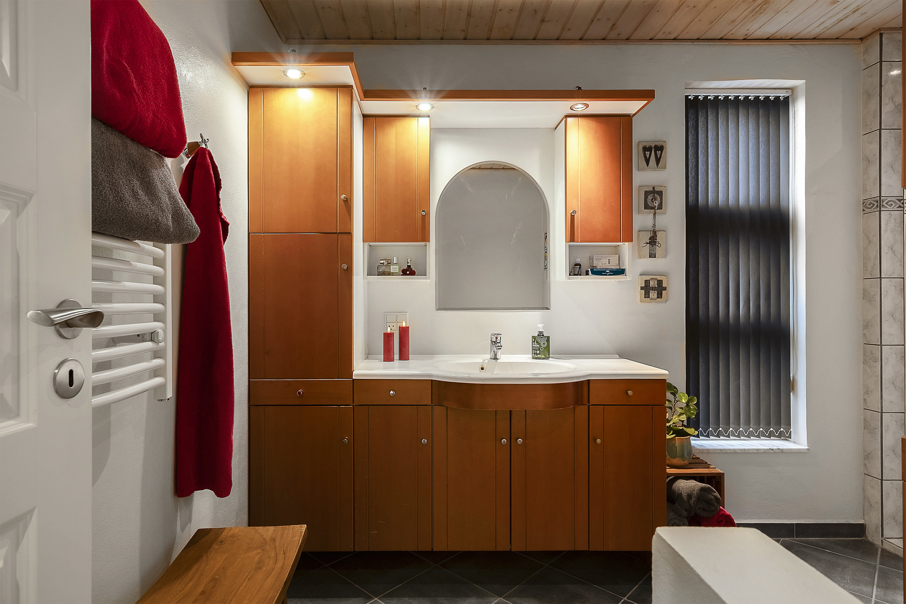 Fremhævet badeværelse billede i fuldskærmstilstand. Billede af Kløvertoften 9, Felsted, 6200 Aabenraa