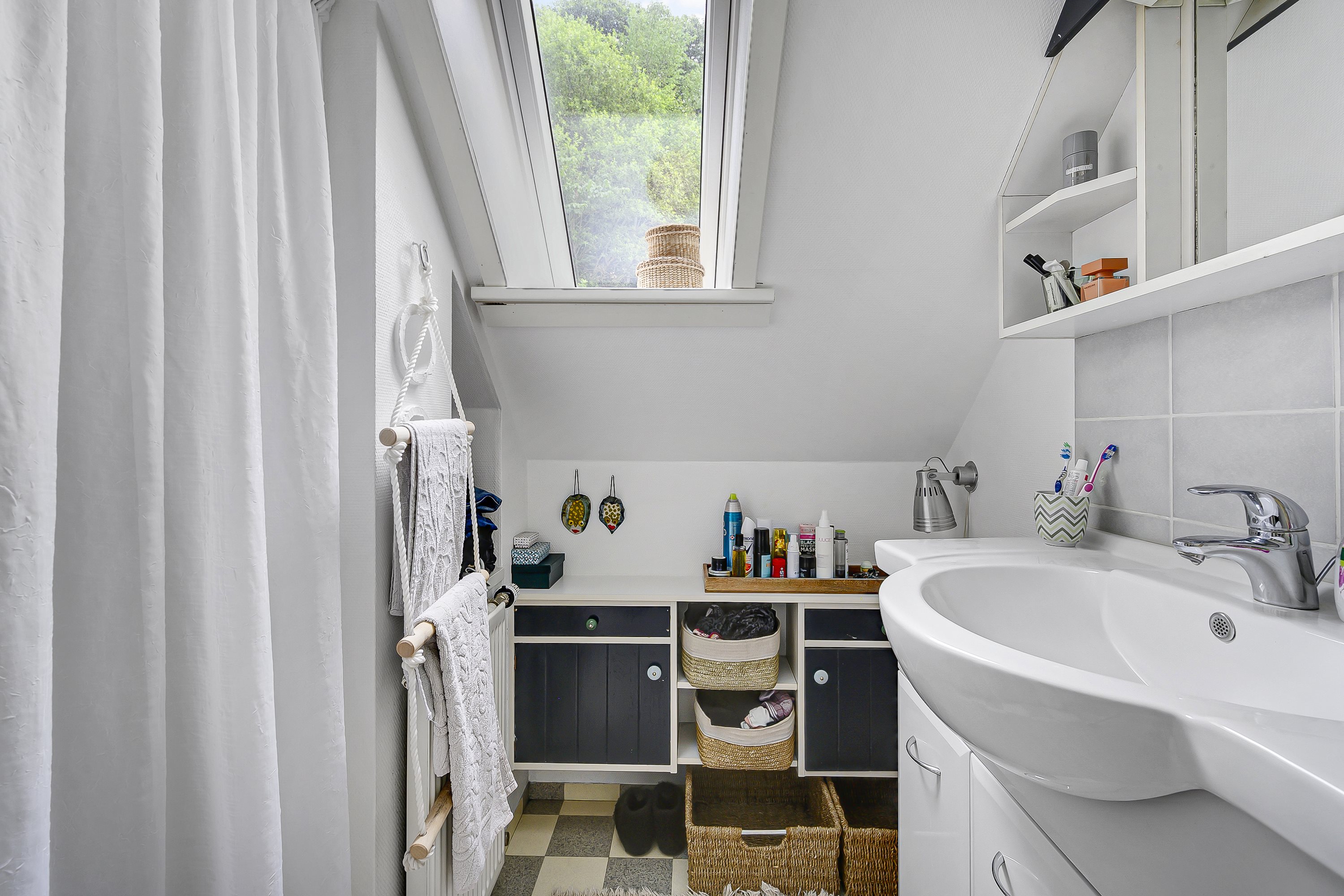 Fremhævet badeværelse billede i fuldskærmstilstand. Billede af Skibsgade 22, 9500 Hobro