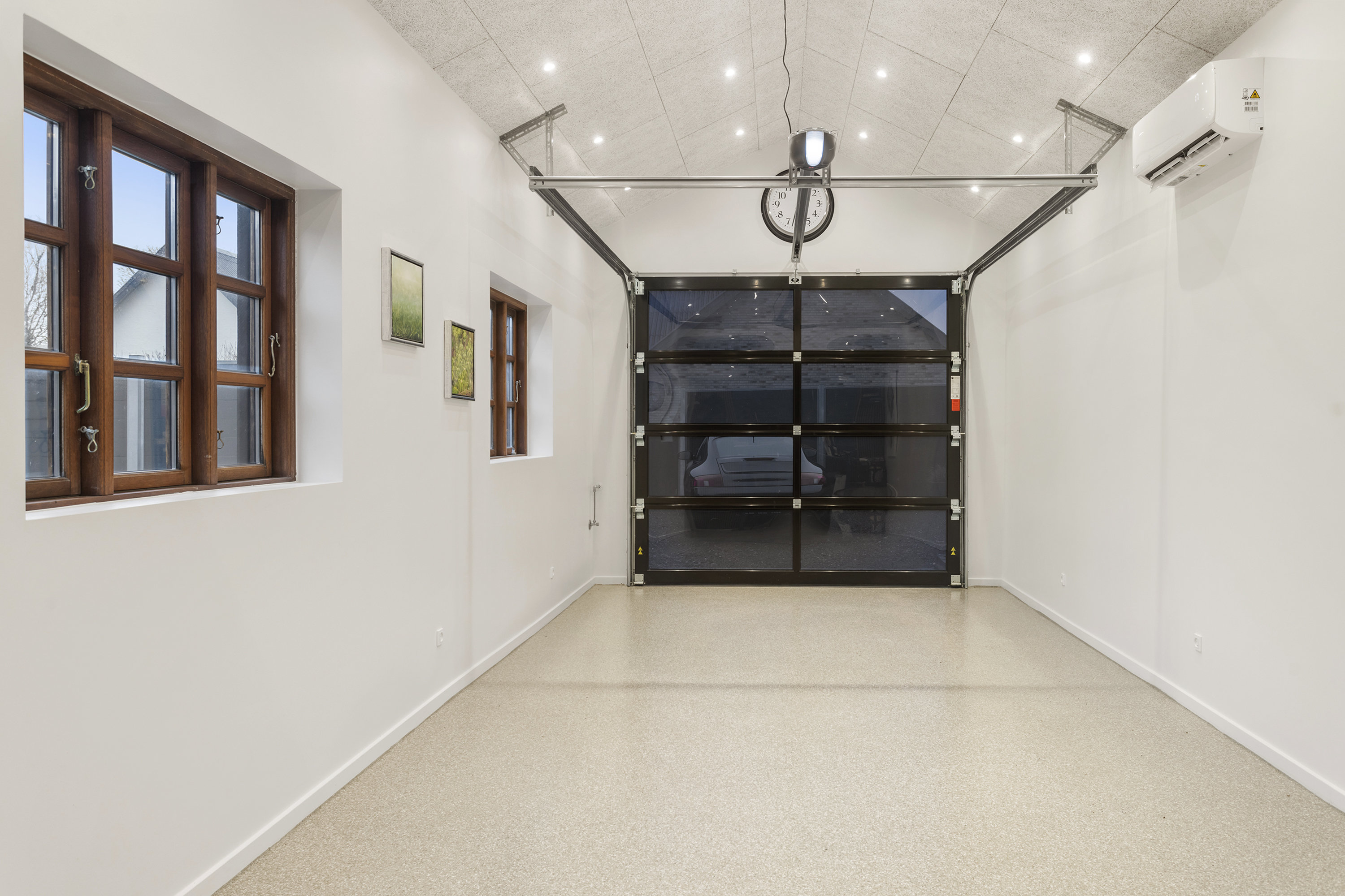 Fremhævet garage billede i fuldskærmstilstand. Billede af Klydevej 8, Voerså, 9300 Sæby