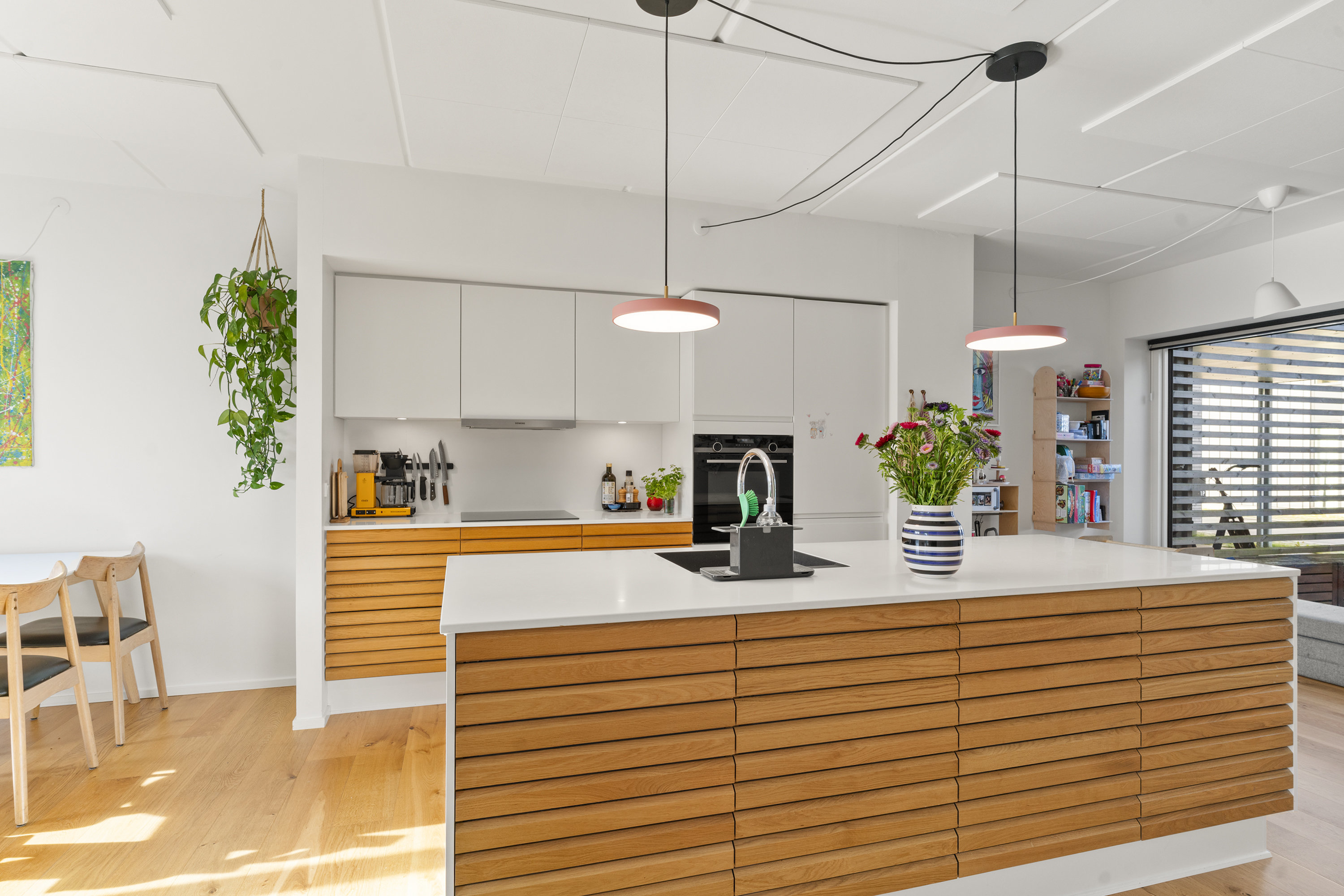 Fremhævet  billede i fuldskærmstilstand. Billede af Navervej 1N, 8382 Hinnerup