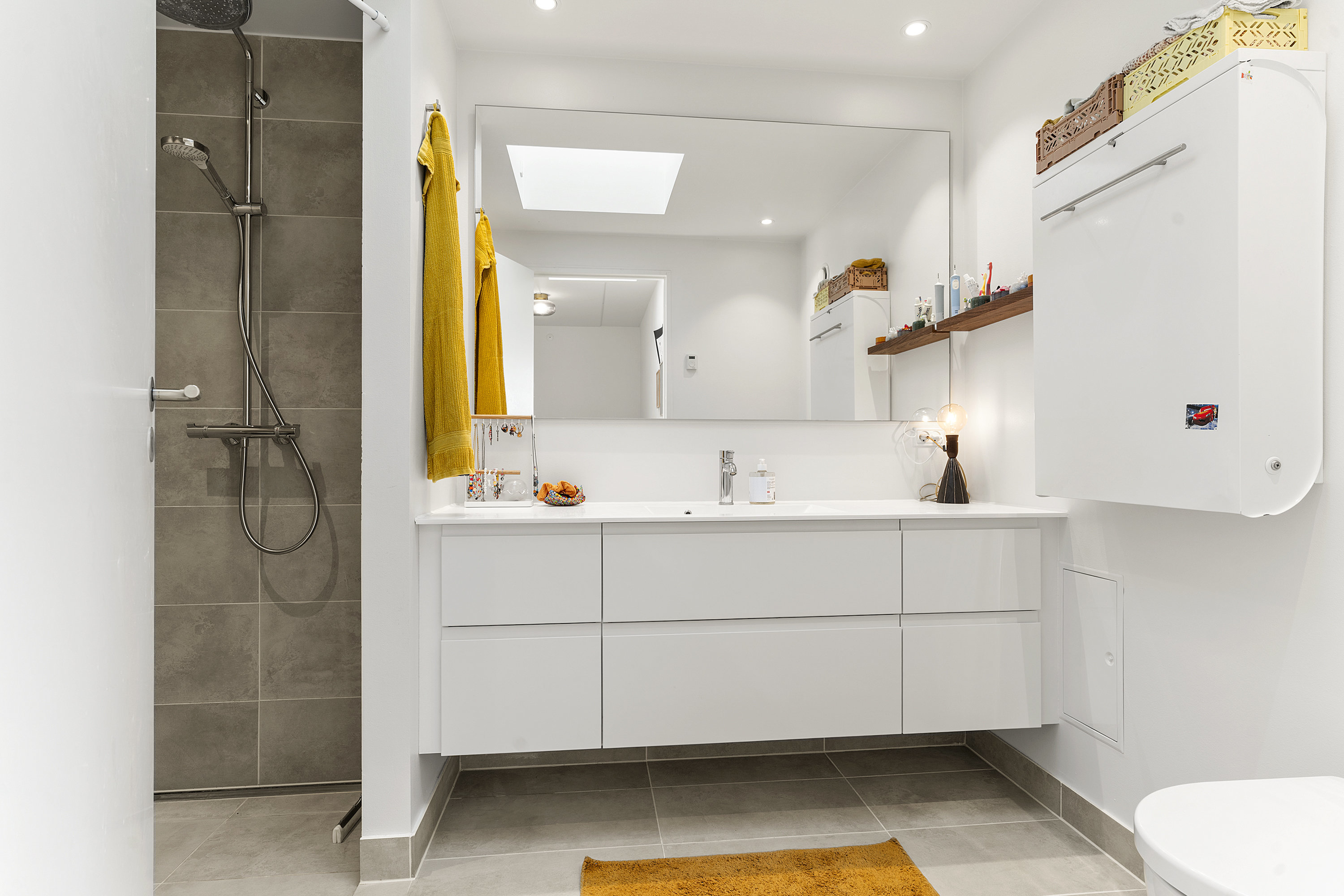 Fremhævet  billede i fuldskærmstilstand. Billede af Navervej 1N, 8382 Hinnerup