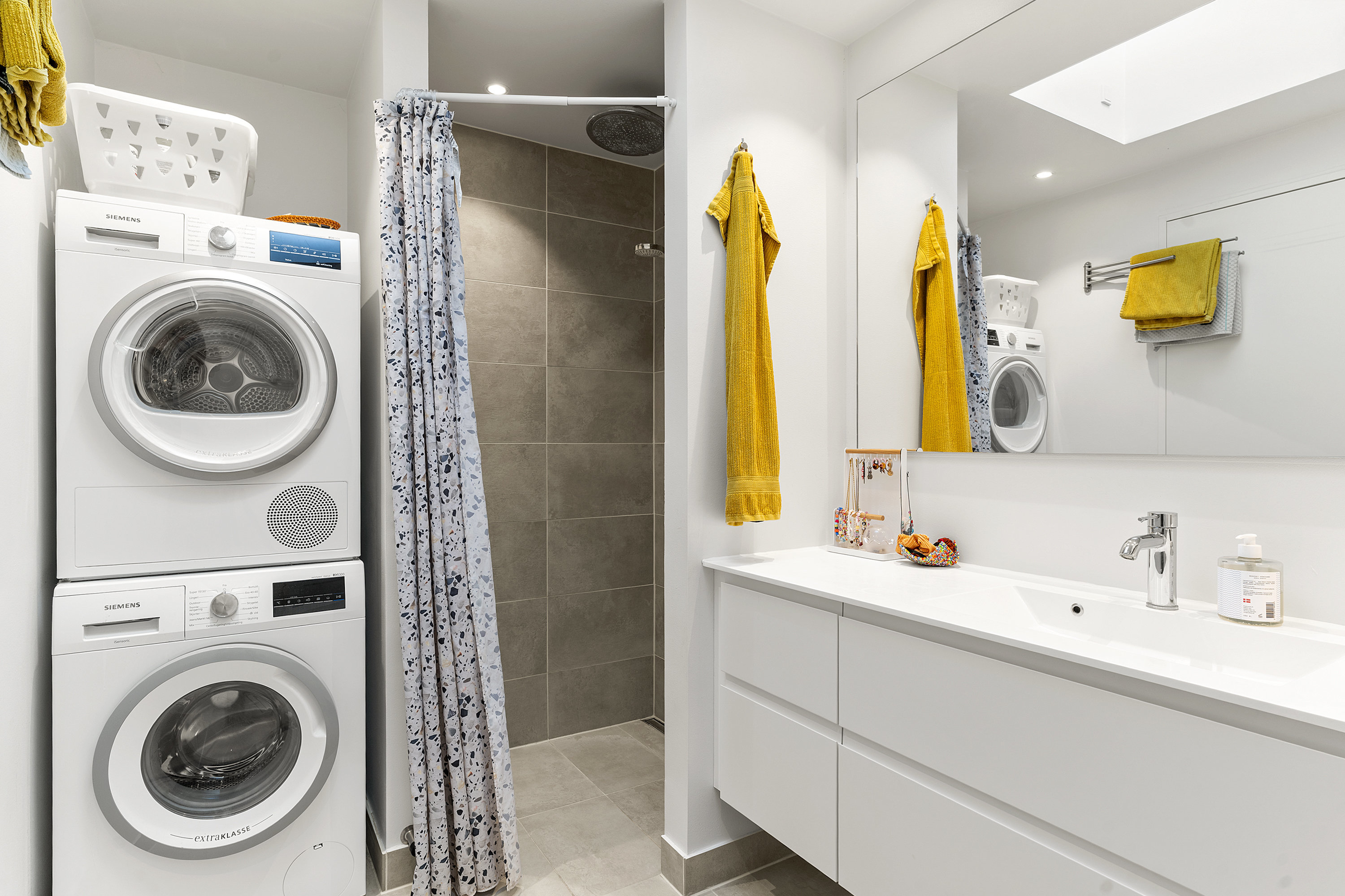 Fremhævet  billede i fuldskærmstilstand. Billede af Navervej 1N, 8382 Hinnerup