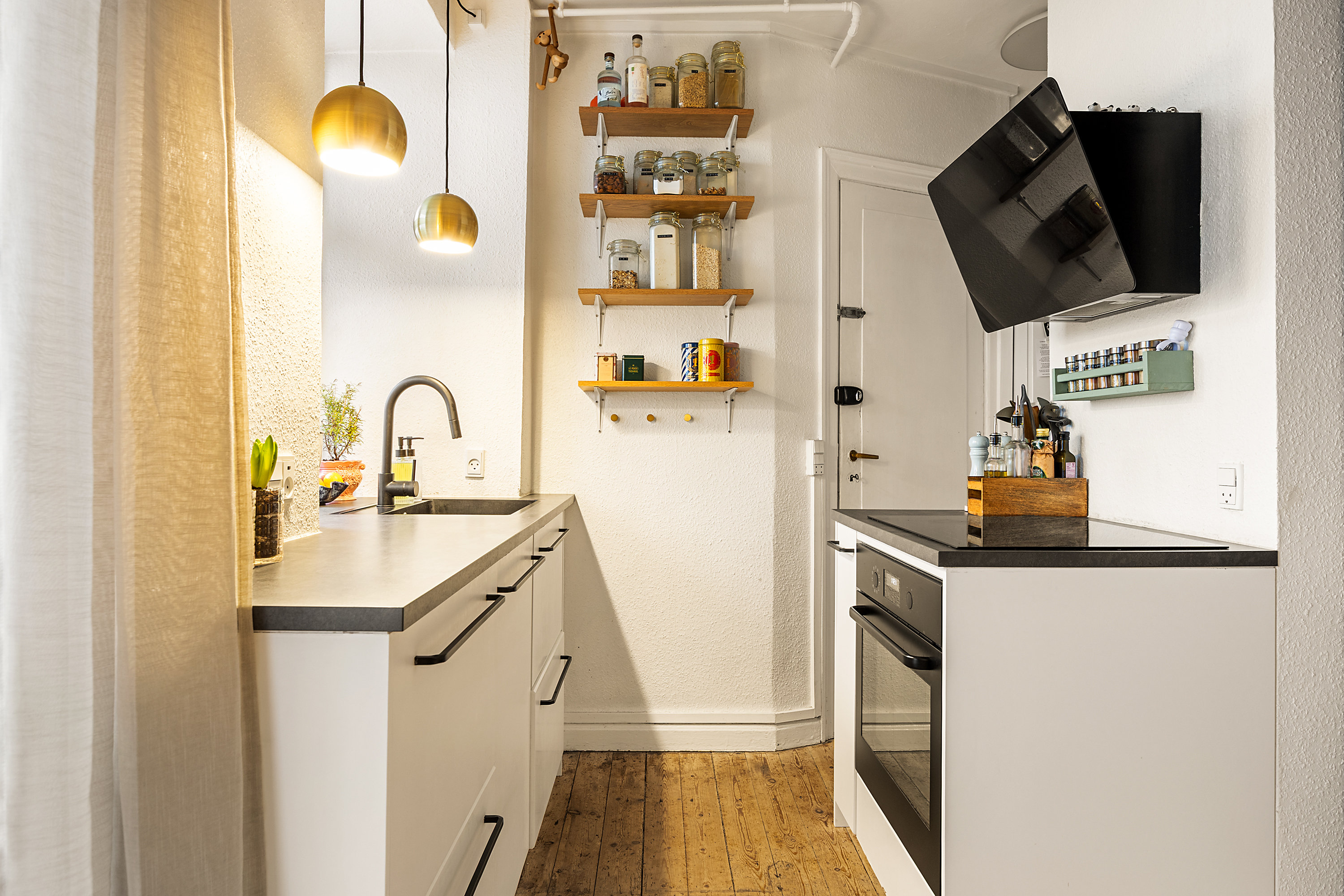 Fremhævet køkken billede i fuldskærmstilstand. Billede af Bjelkes Allé 11A, 1. tv., 2200 København N