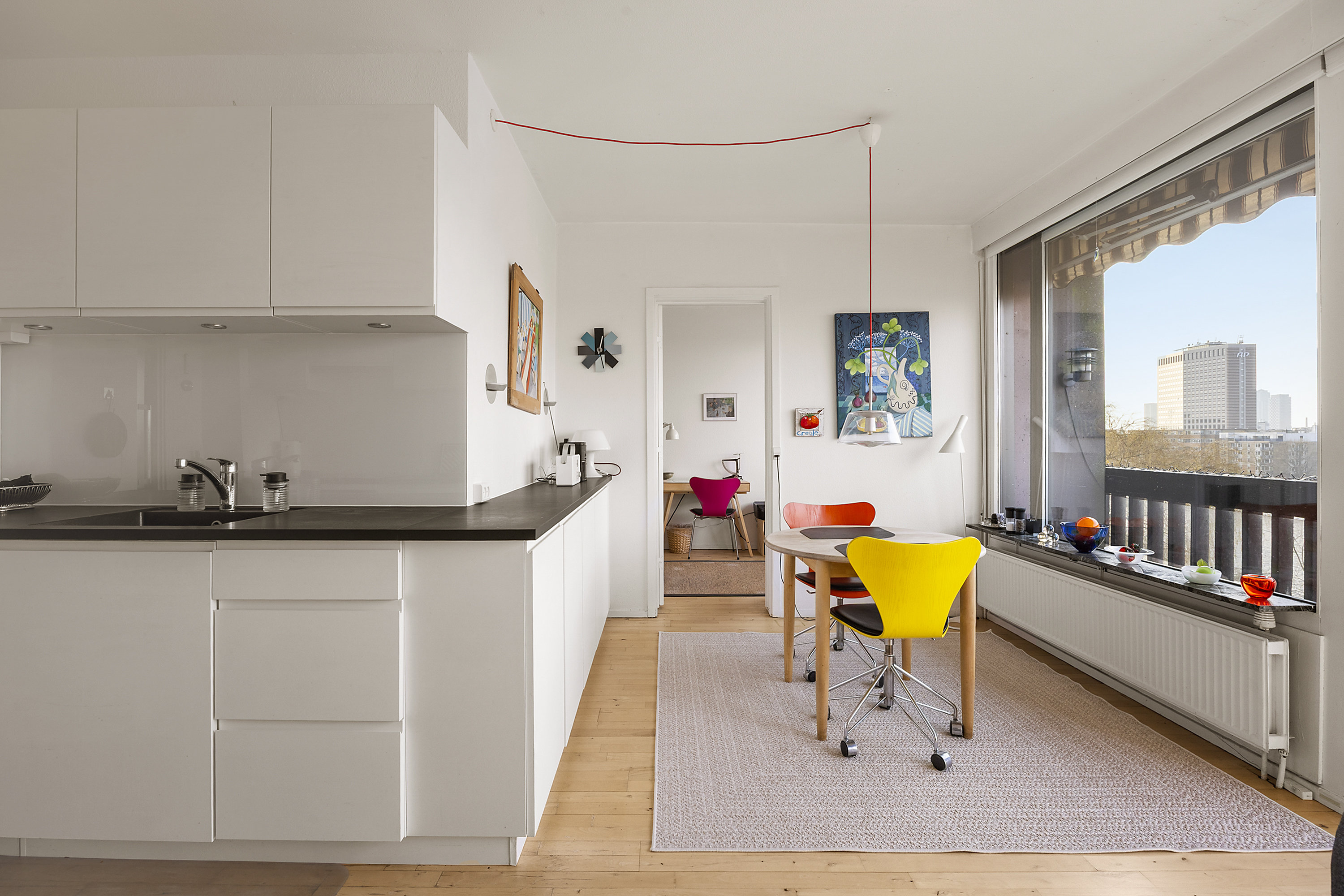 Fremhævet spisekøkken billede i fuldskærmstilstand. Billede af Vester Søgade 14, 5. th., 1601 København V