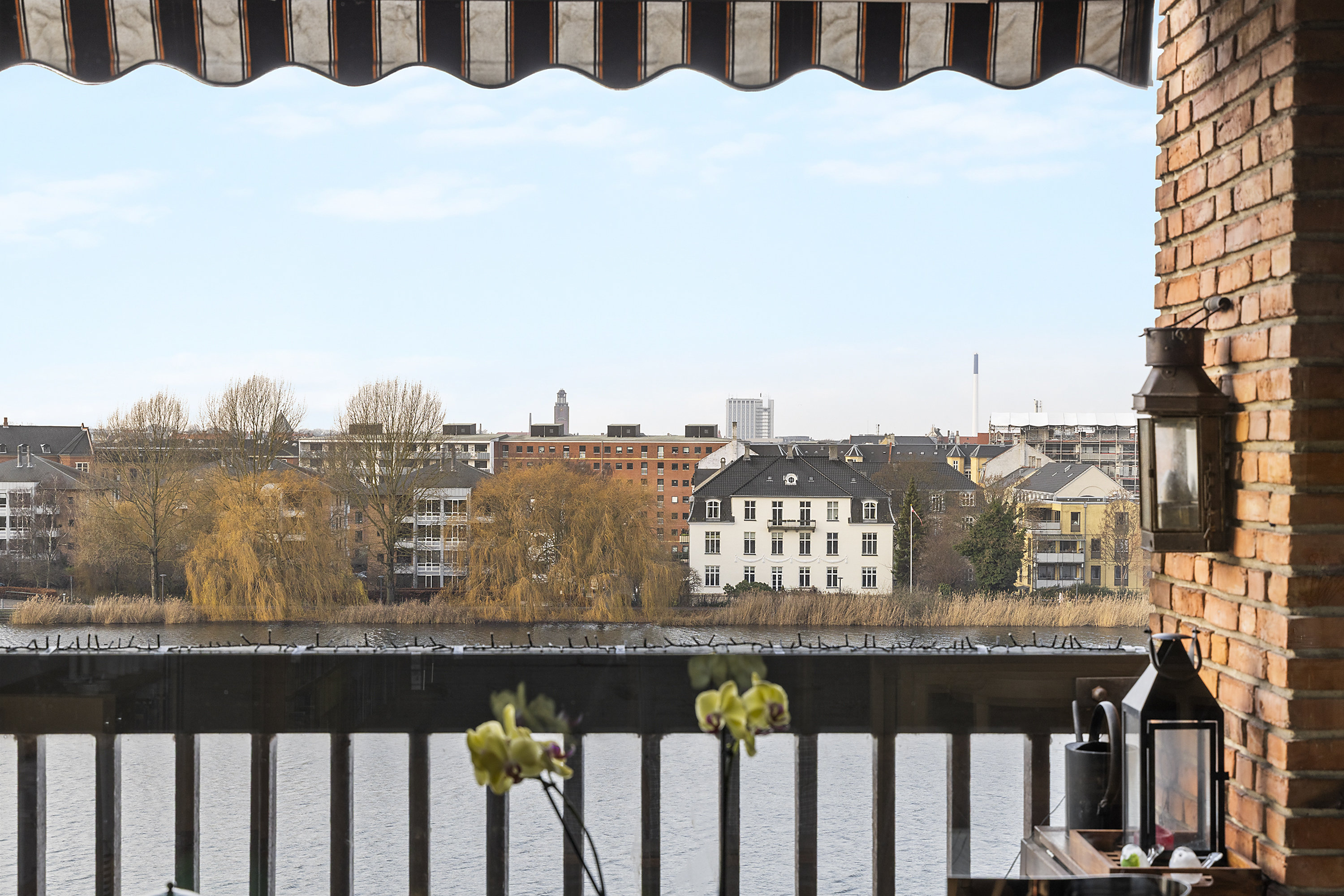 Fremhævet søudsigt billede i fuldskærmstilstand. Billede af Vester Søgade 14, 5. th., 1601 København V