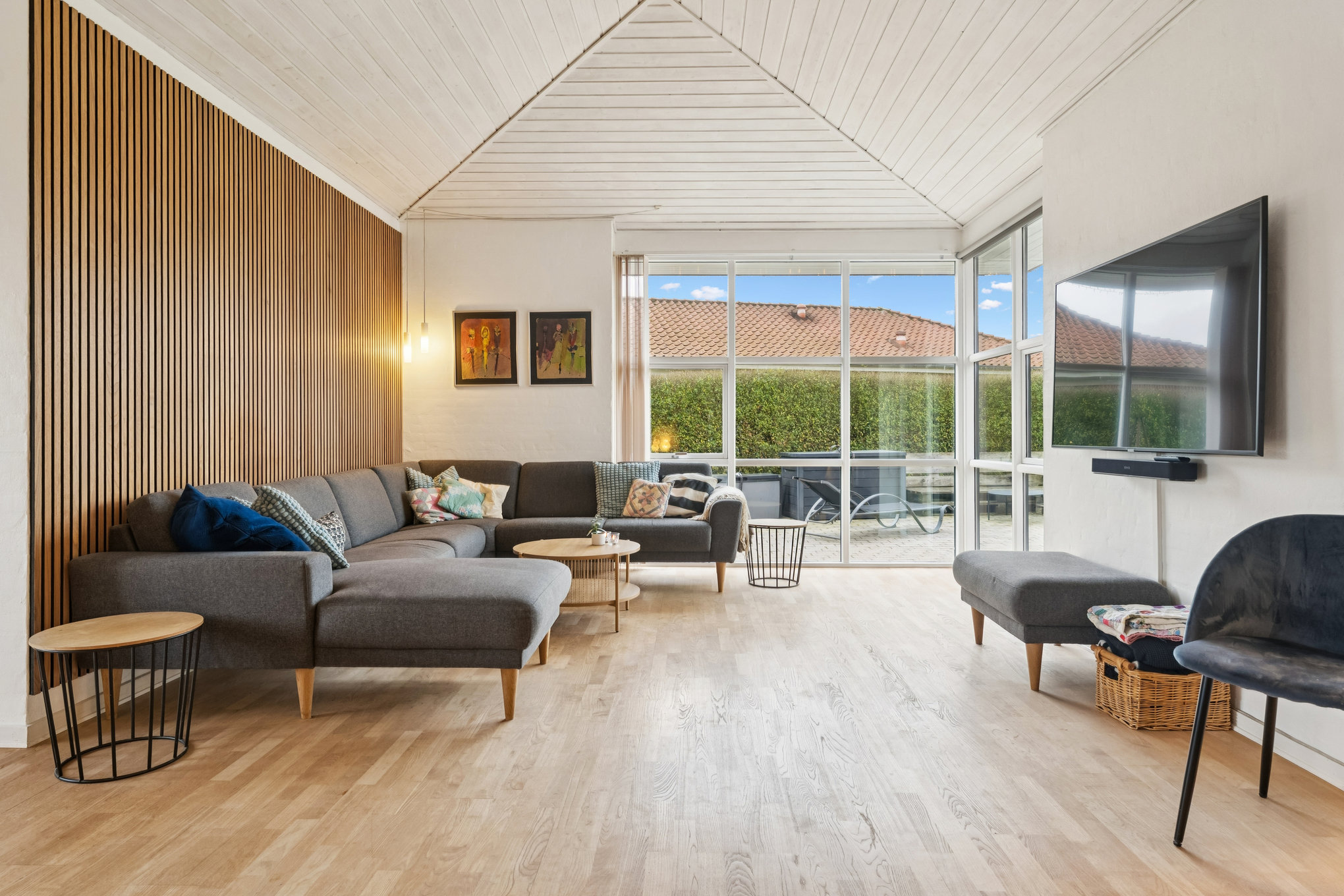 Fremhævet stue billede i fuldskærmstilstand. Billede af Pinjelunden 15, 8960 Randers SØ