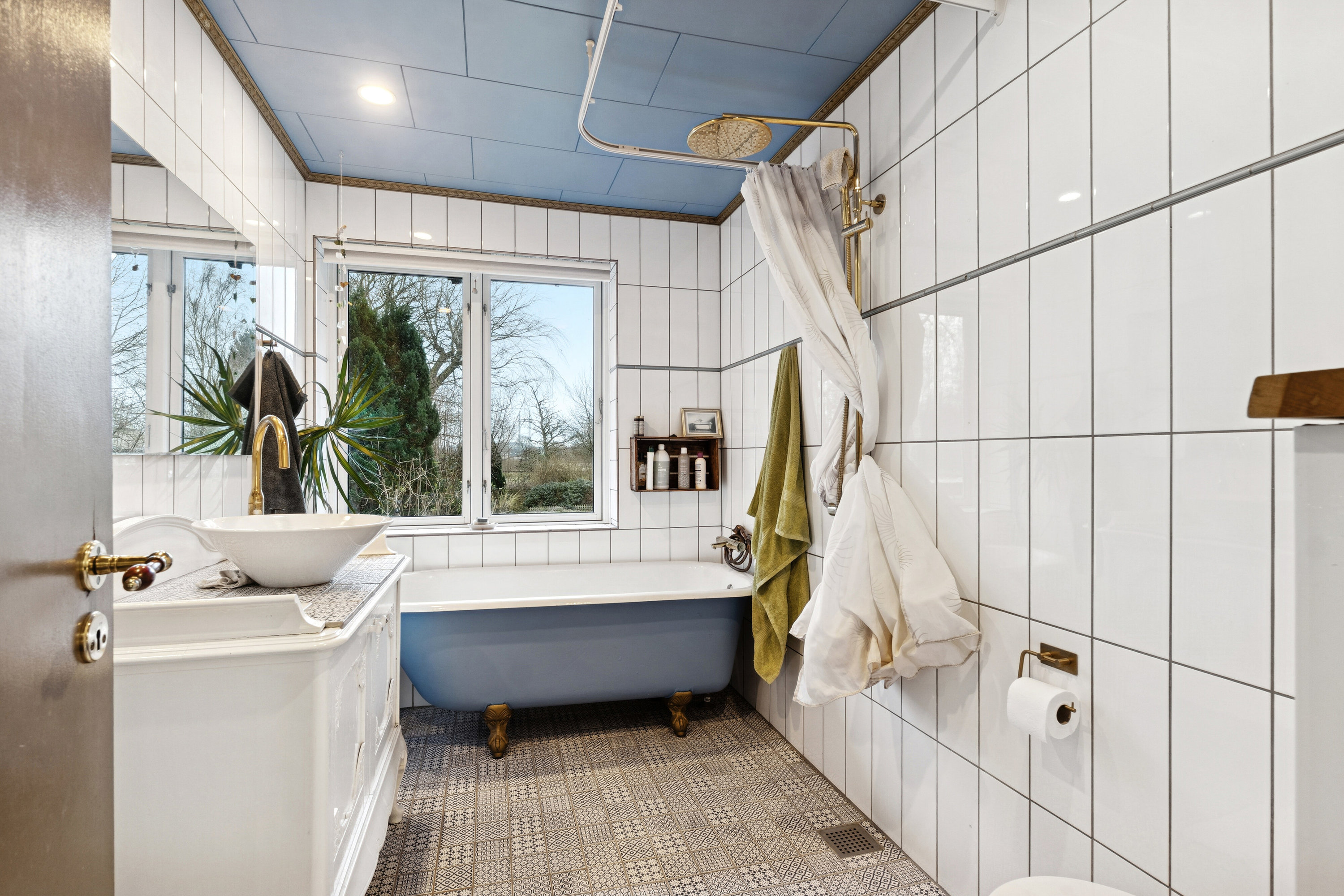 Fremhævet badeværelse billede i fuldskærmstilstand. Billede af Solvangsvej 29, 4360 Kirke Eskilstrup