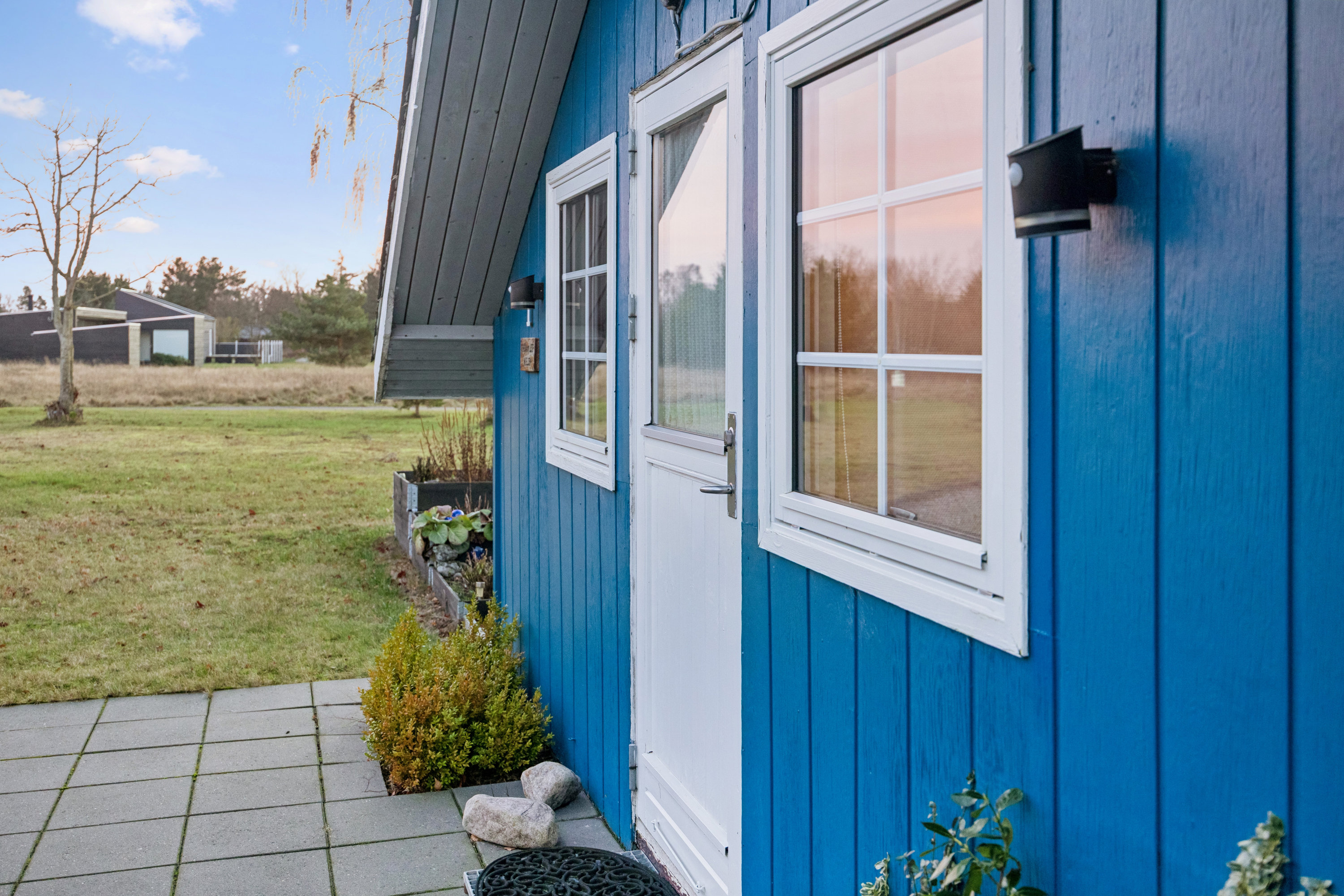 Fremhævet andet billede i fuldskærmstilstand. Billede af Rødgræsvej 1, Hou, 9370 Hals