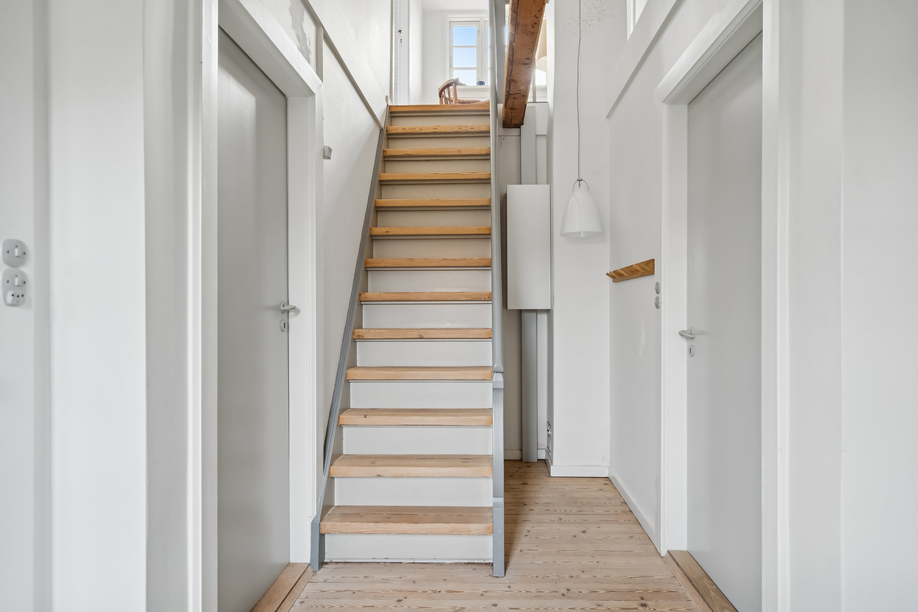 Fremhævet gang billede i fuldskærmstilstand. Billede af Kikkerbakken 8, 9990 Skagen