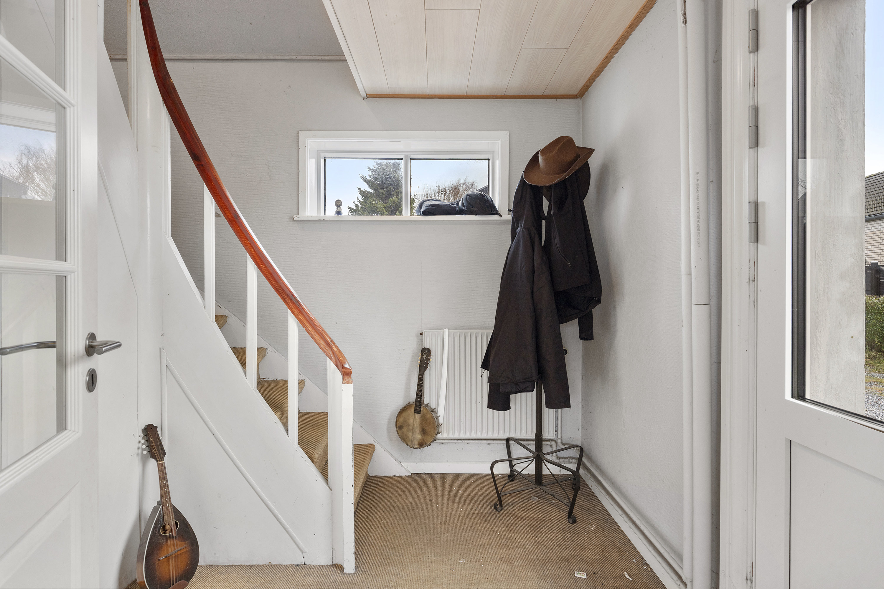 Fremhævet entré billede i fuldskærmstilstand. Billede af Tolstrupvej 64, 9700 Brønderslev