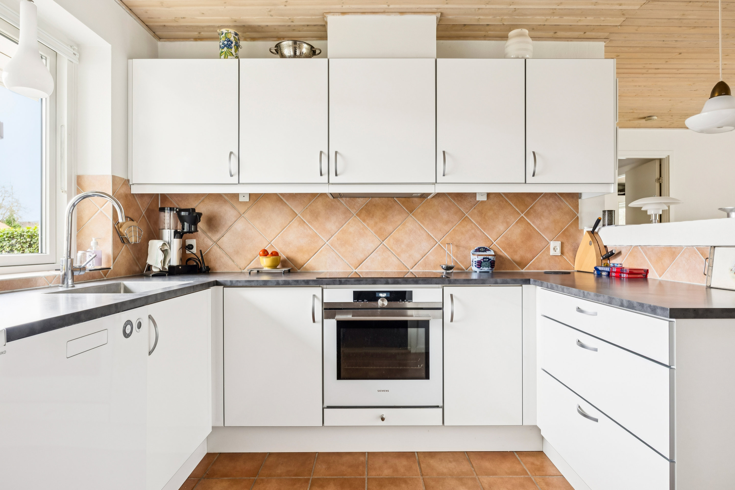 Miniaturebillede 2: køkken. Billede af Nørrehegnet 8, 4600 Køge