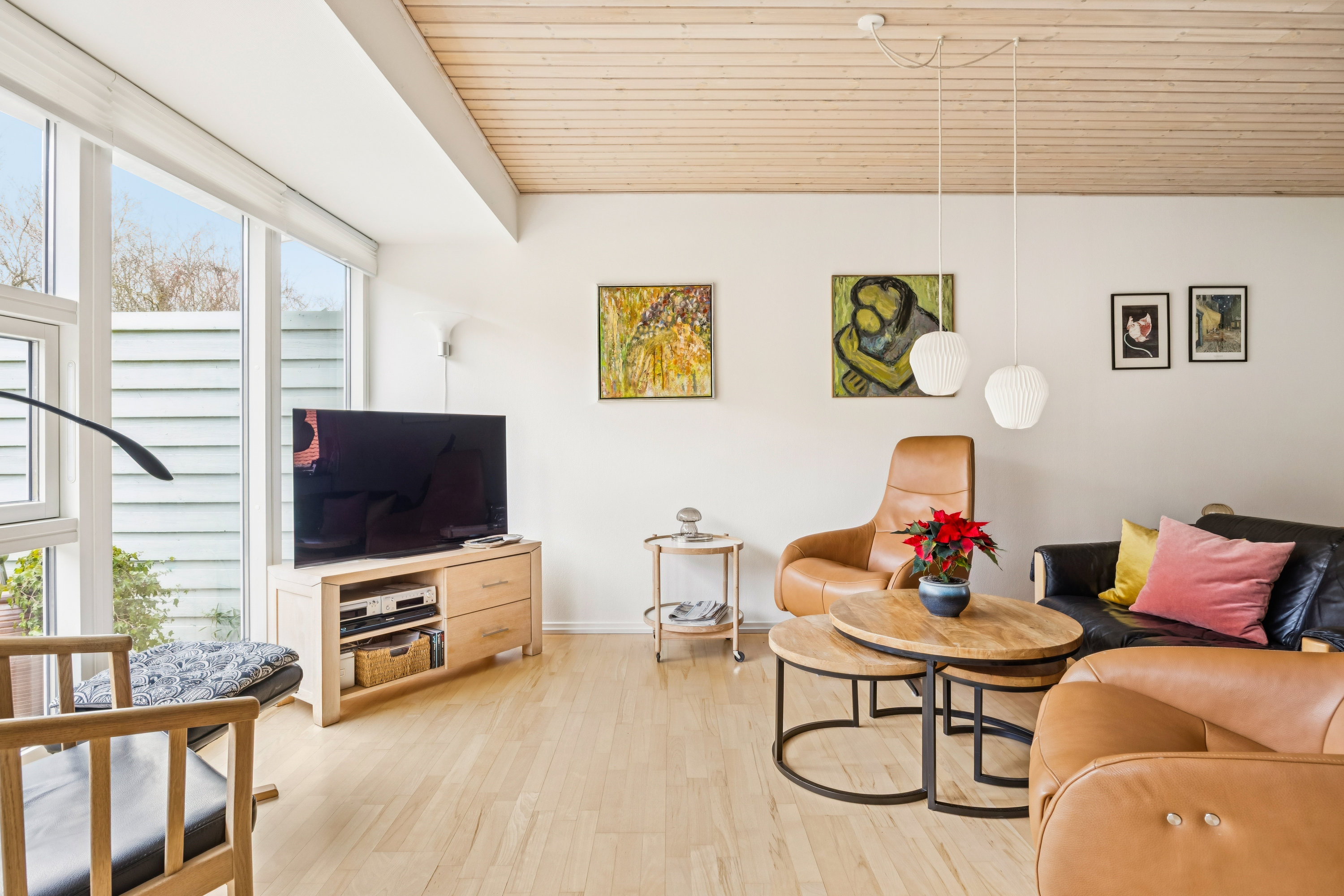 Fremhævet stue billede i fuldskærmstilstand. Billede af Nørrehegnet 8, 4600 Køge