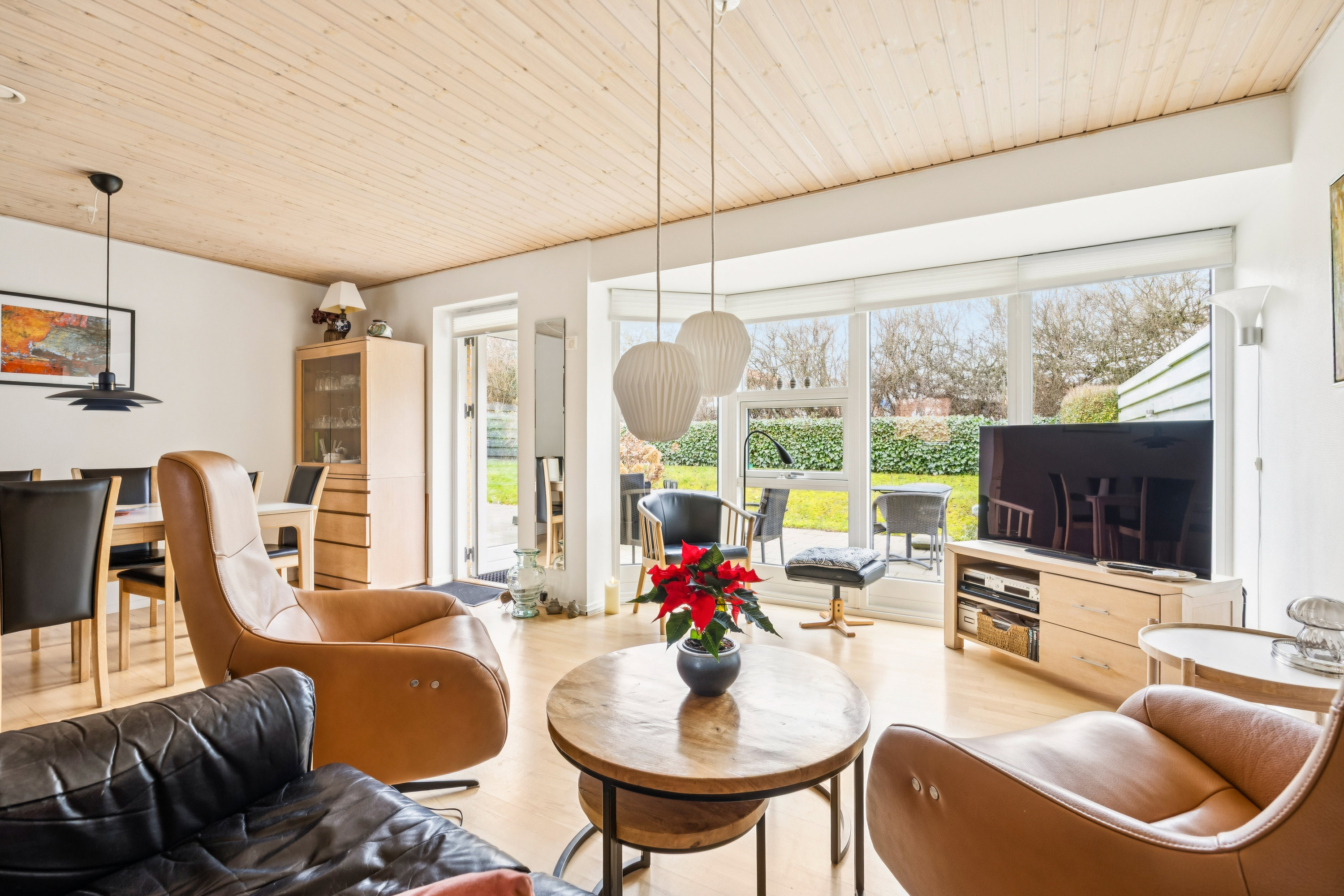 Fremhævet stue billede i fuldskærmstilstand. Billede af Nørrehegnet 8, 4600 Køge