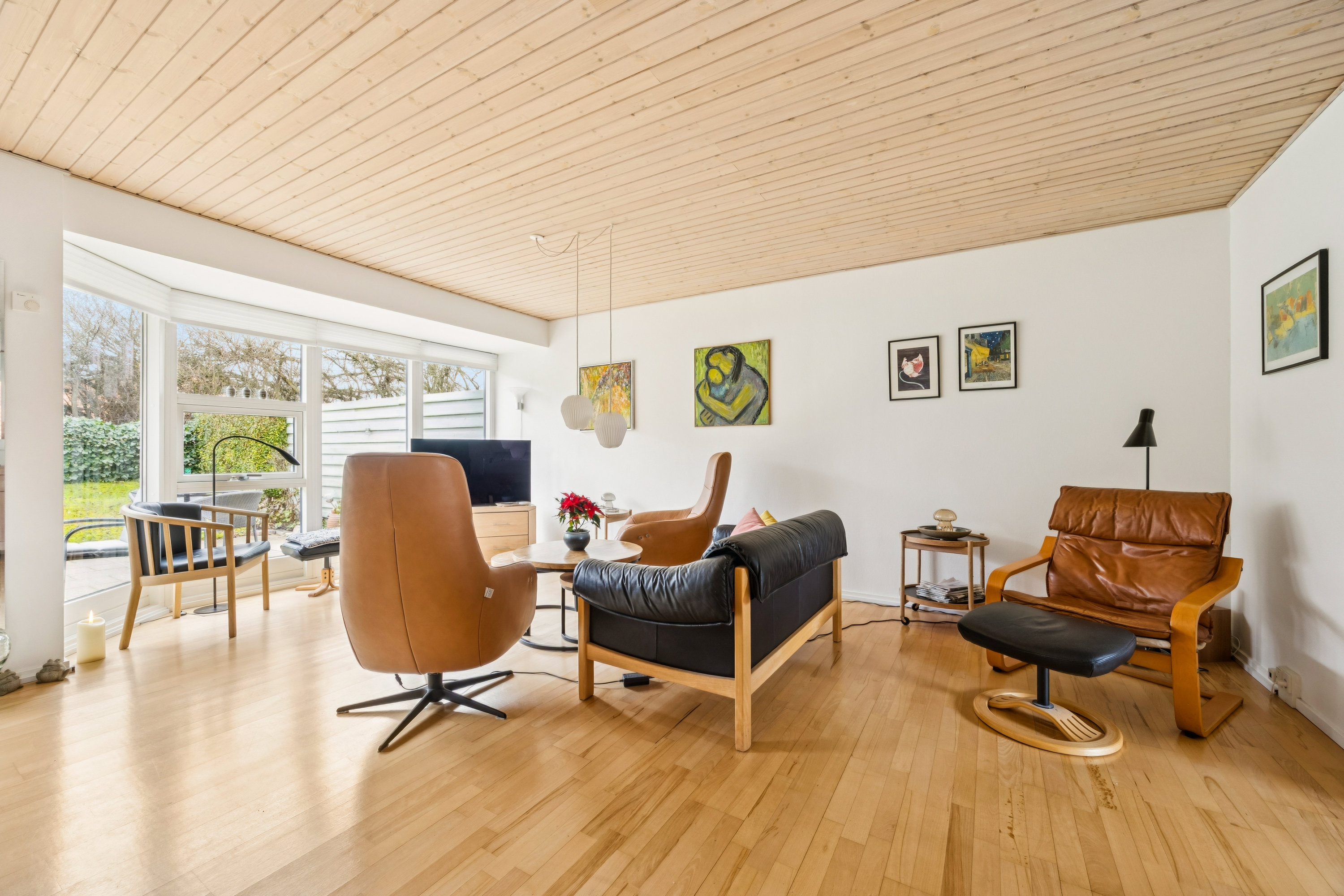 Fremhævet stue billede i fuldskærmstilstand. Billede af Nørrehegnet 8, 4600 Køge