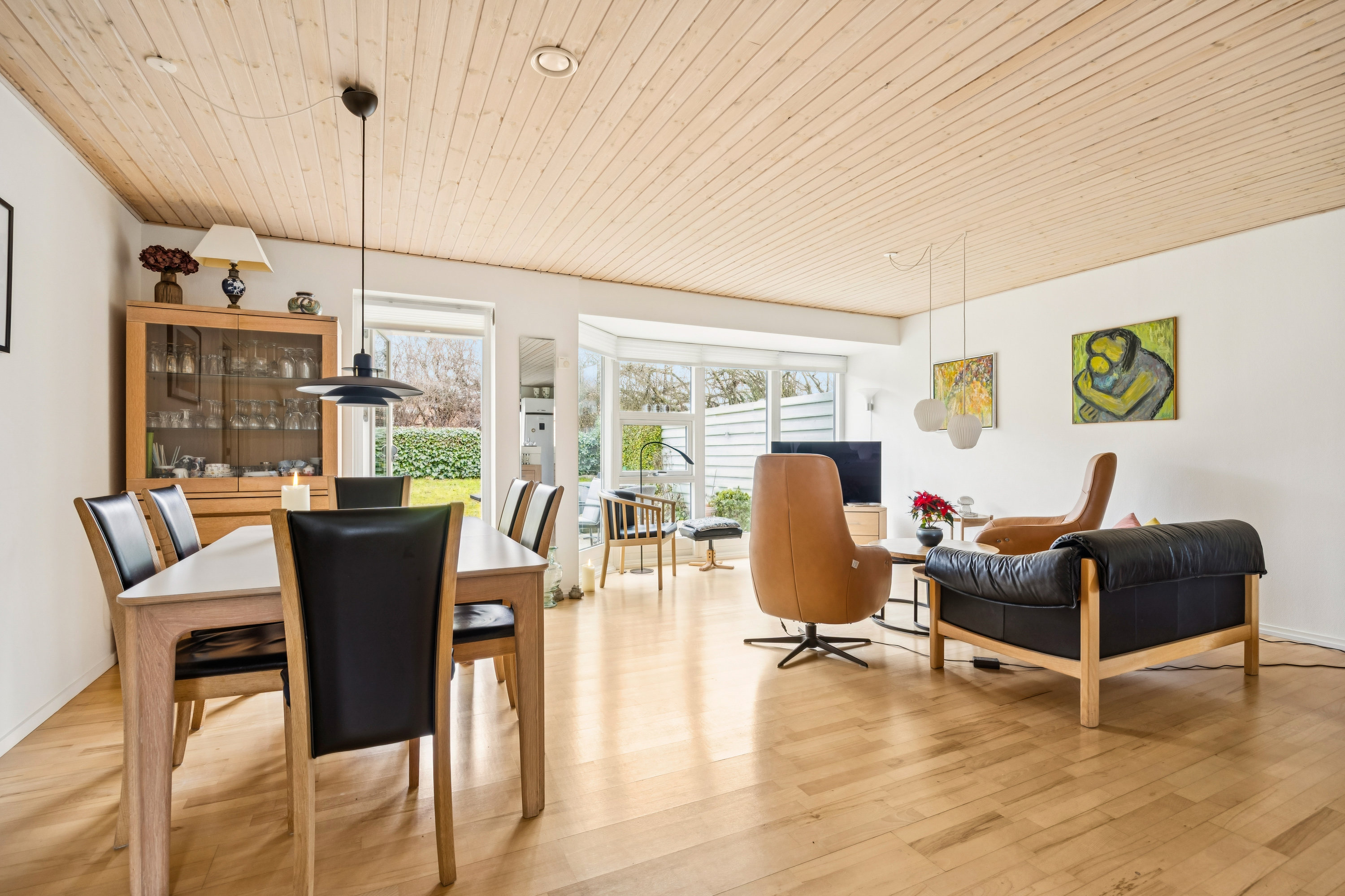 Fremhævet stue billede i fuldskærmstilstand. Billede af Nørrehegnet 8, 4600 Køge