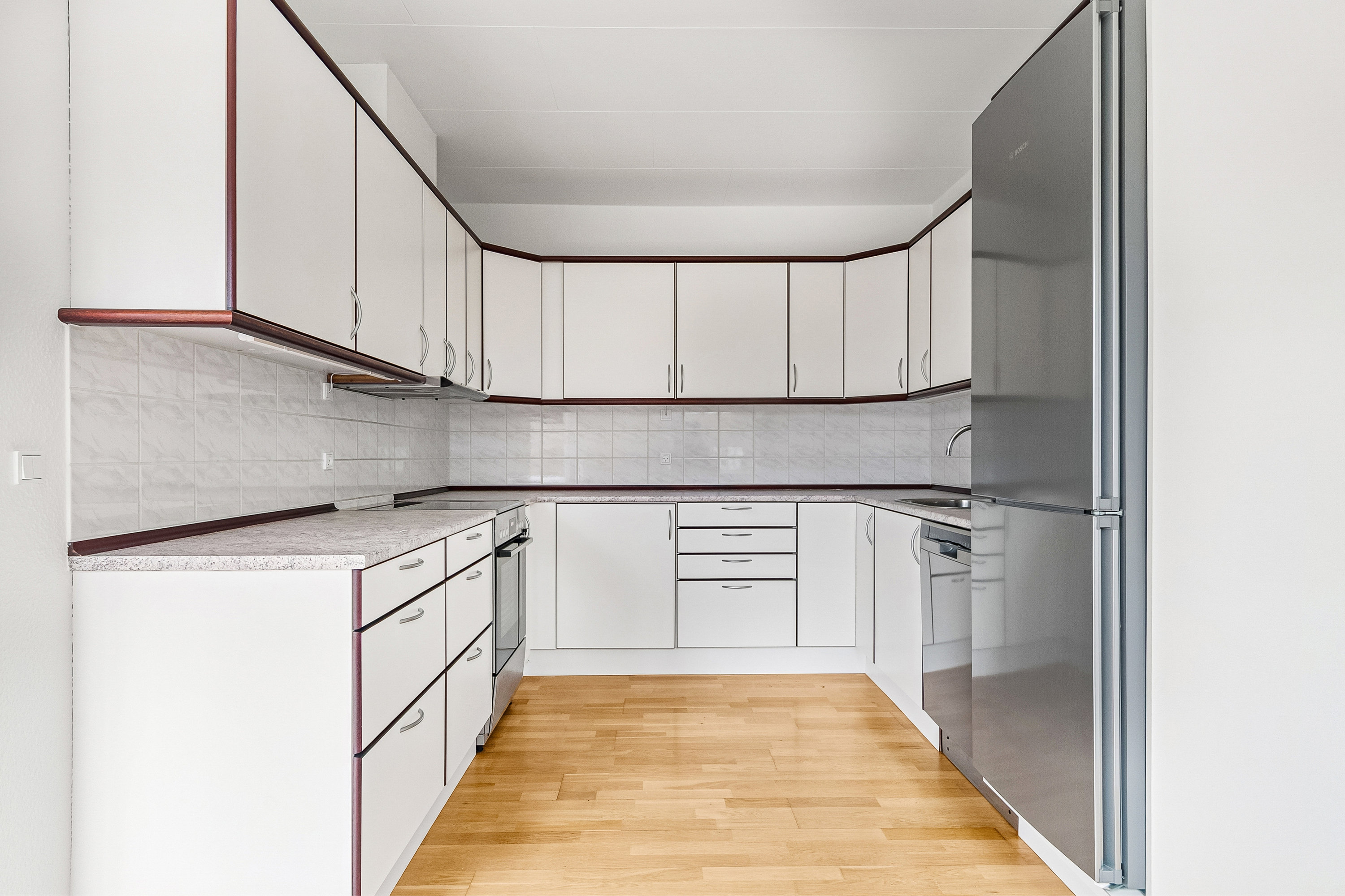 Fremhævet køkken billede i fuldskærmstilstand. Billede af Hyld Ager 128, 2770 Kastrup