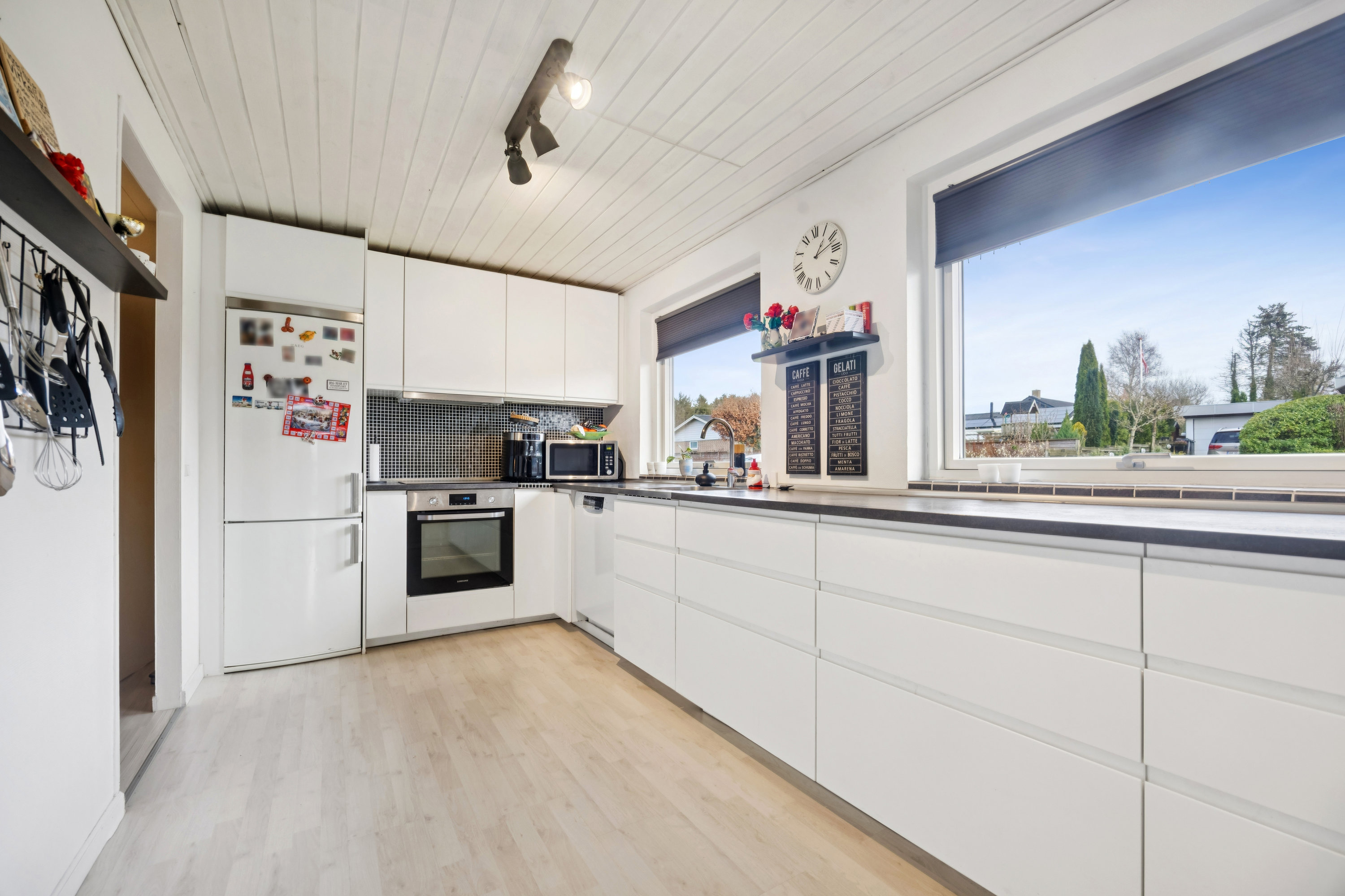 Miniaturebillede 1: køkken. Billede af Nøddevej 35, Stae, 9310 Vodskov