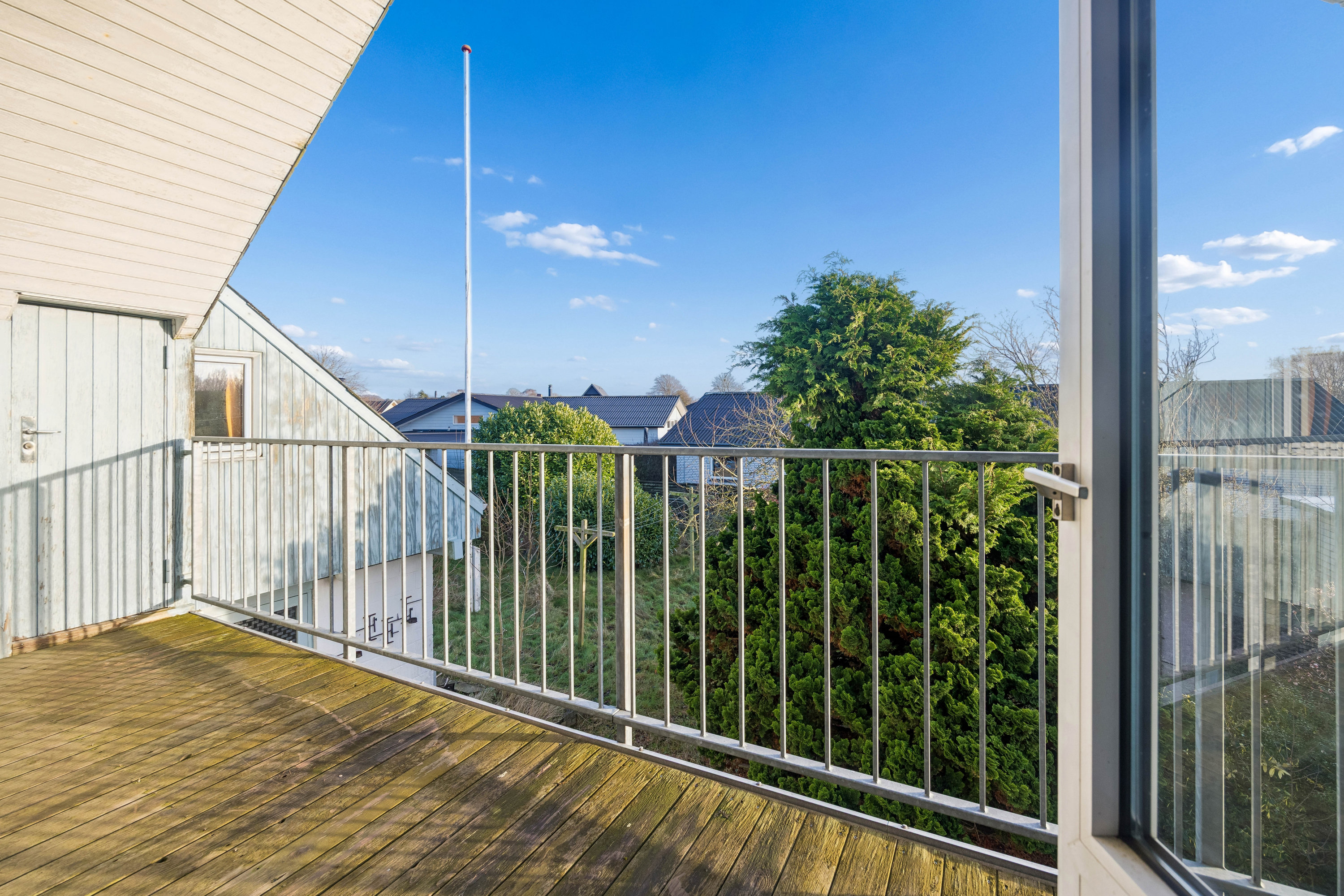 Fremhævet altan billede i fuldskærmstilstand. Billede af Højbakkevej 6, Biersted, 9440 Aabybro