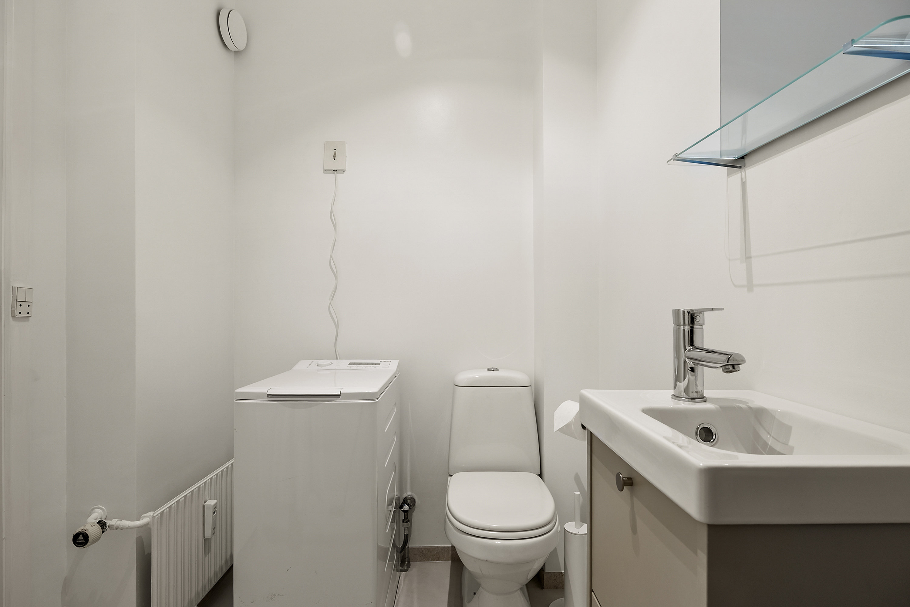 Fremhævet badeværelse billede i fuldskærmstilstand. Billede af Dagmarsgade 28, 4. 86., 2200 København N