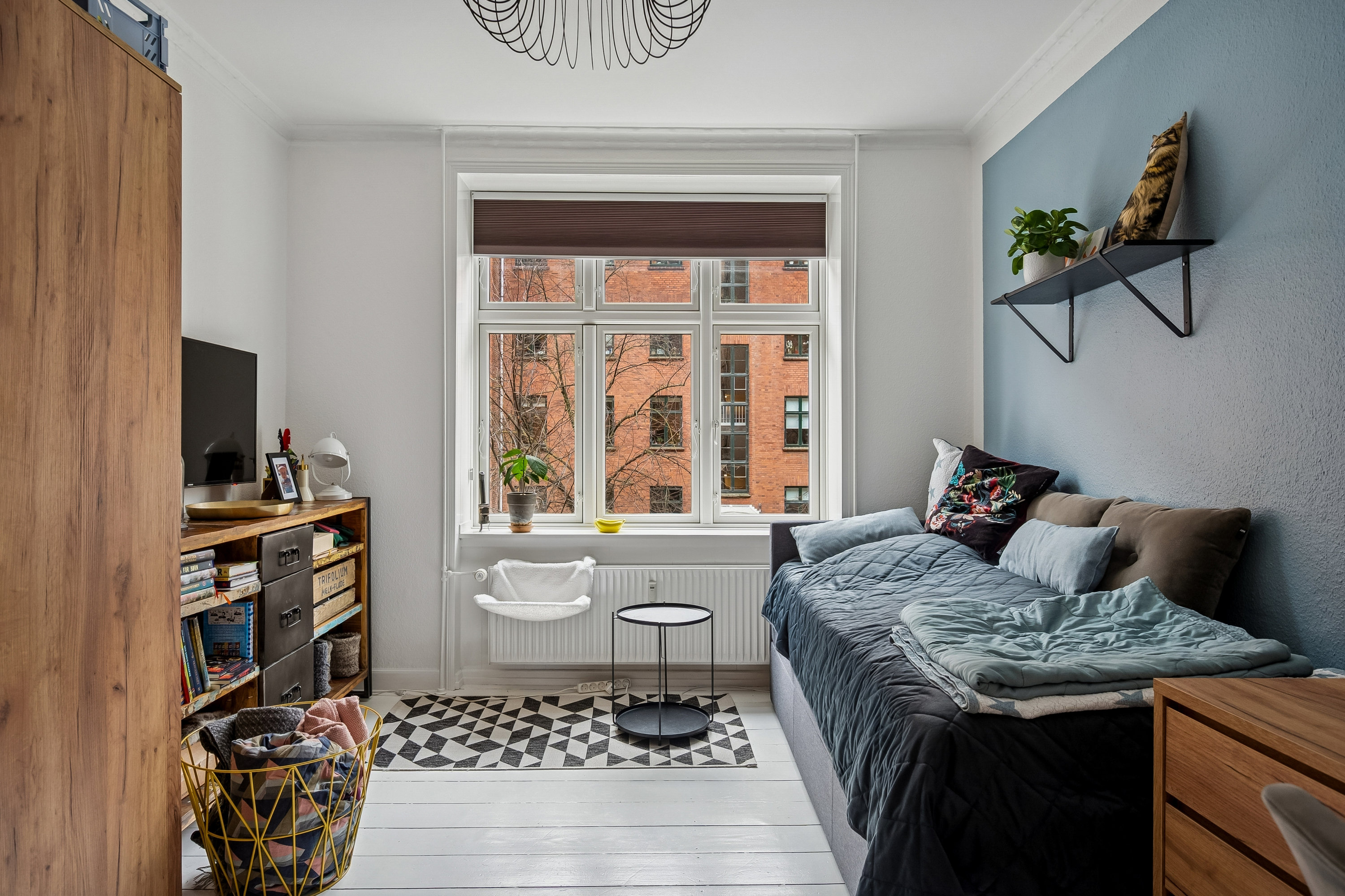 Fremhævet  billede i fuldskærmstilstand. Billede af Mølle Allé 6, 1. tv., 2500 Valby