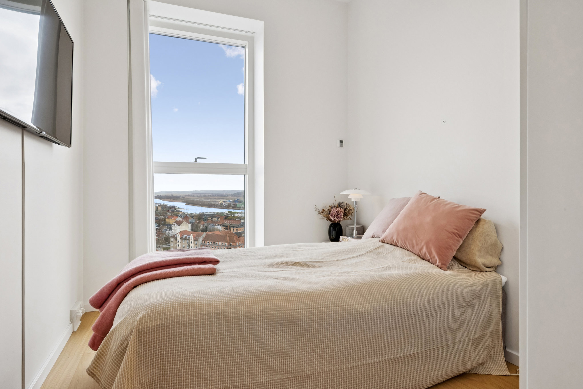 Fremhævet værelse billede i fuldskærmstilstand. Billede af Bryghusgade 5, 13. 39., 8900 Randers C