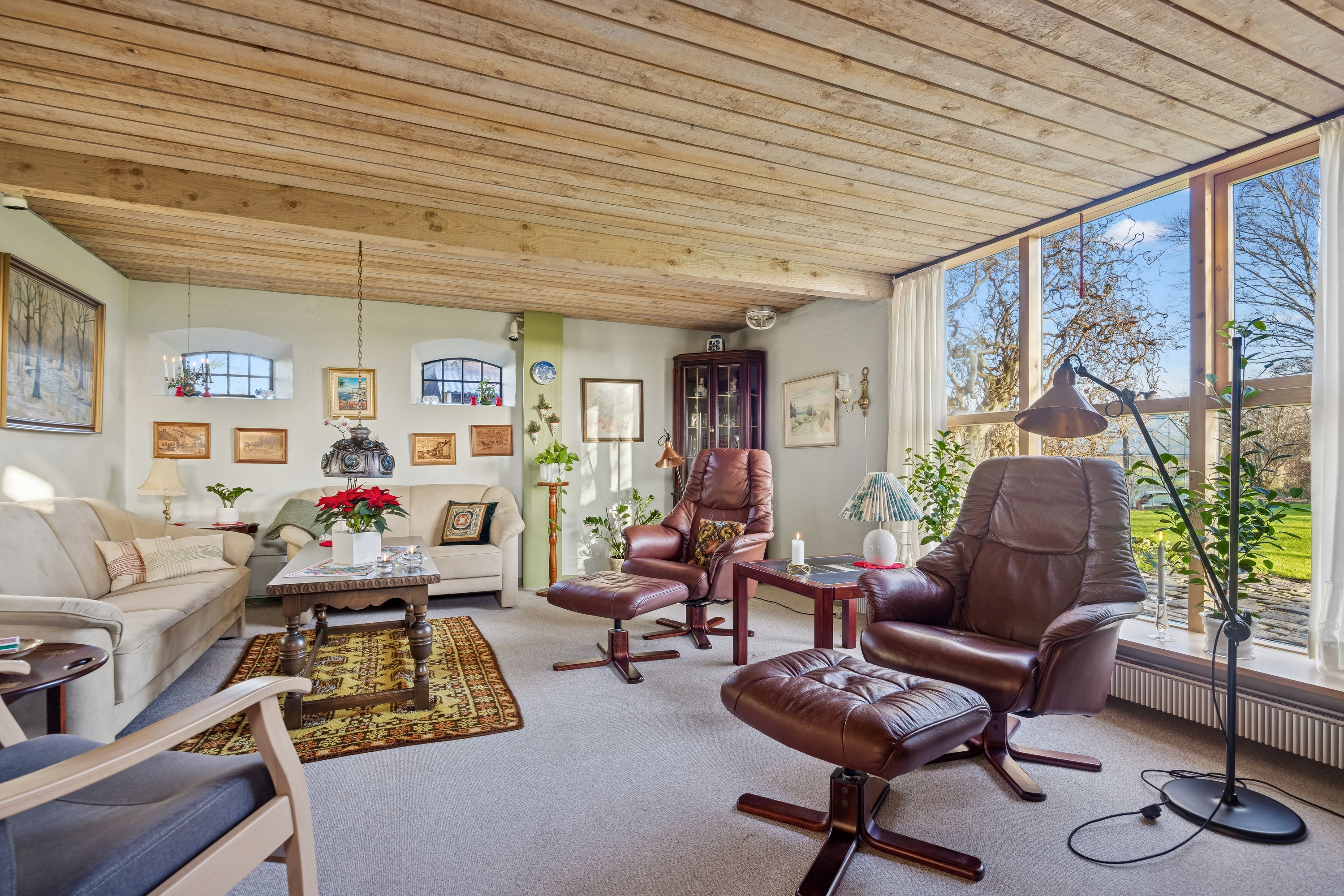 Fremhævet stue billede i fuldskærmstilstand. Billede af Vestbjerg Kærvej 13, 9380 Vestbjerg