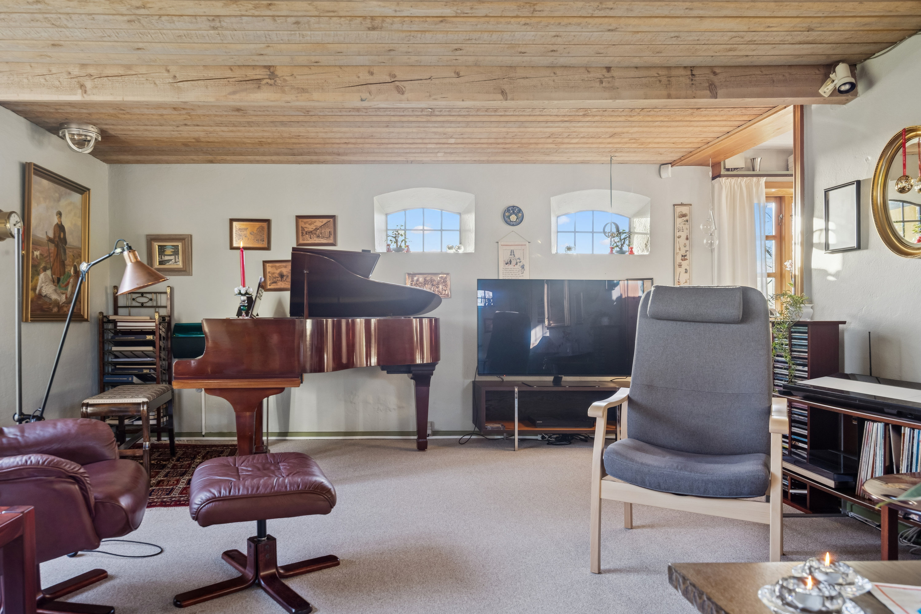 Fremhævet stue billede i fuldskærmstilstand. Billede af Vestbjerg Kærvej 13, 9380 Vestbjerg