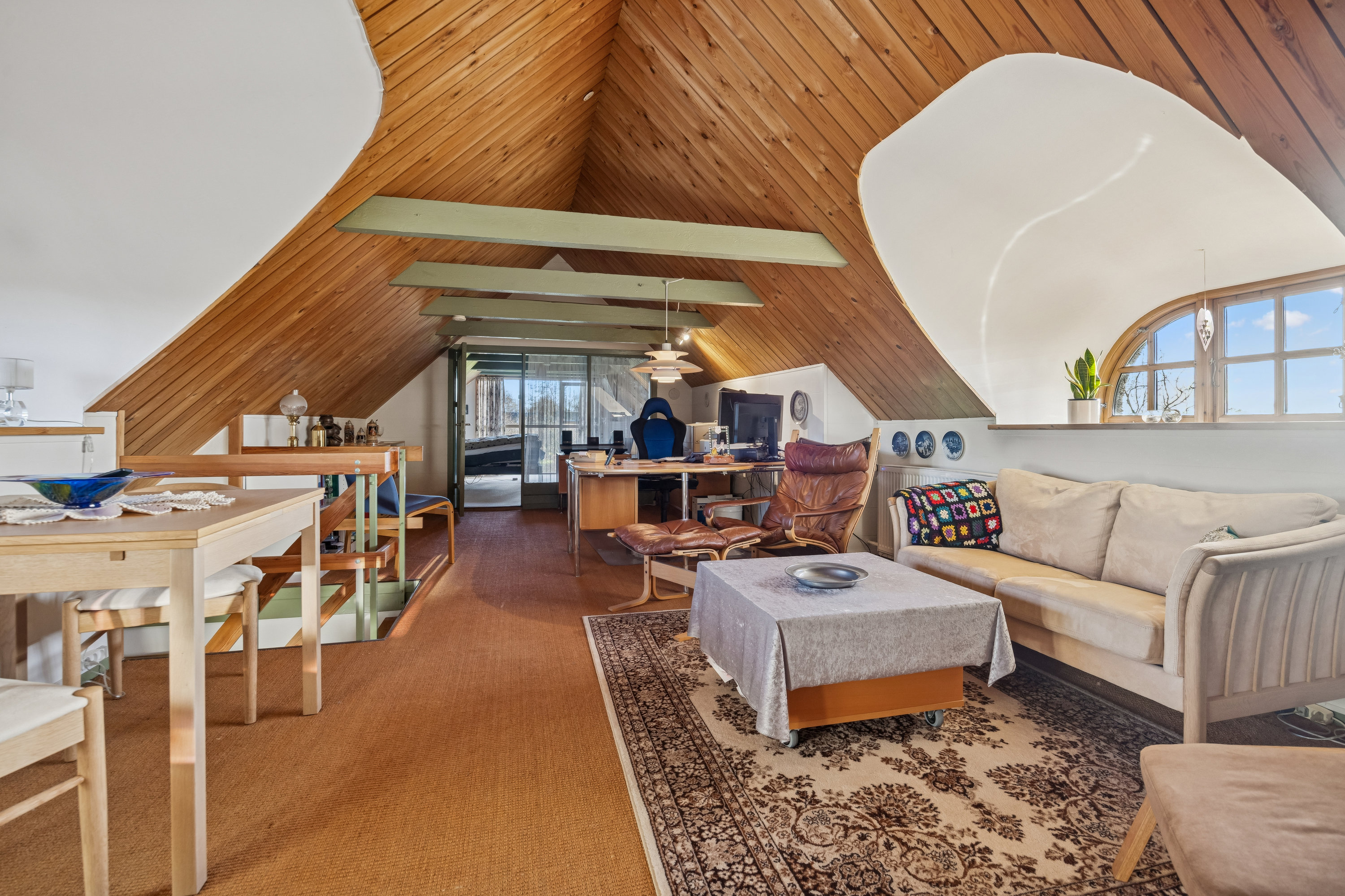 Fremhævet stue billede i fuldskærmstilstand. Billede af Vestbjerg Kærvej 13, 9380 Vestbjerg