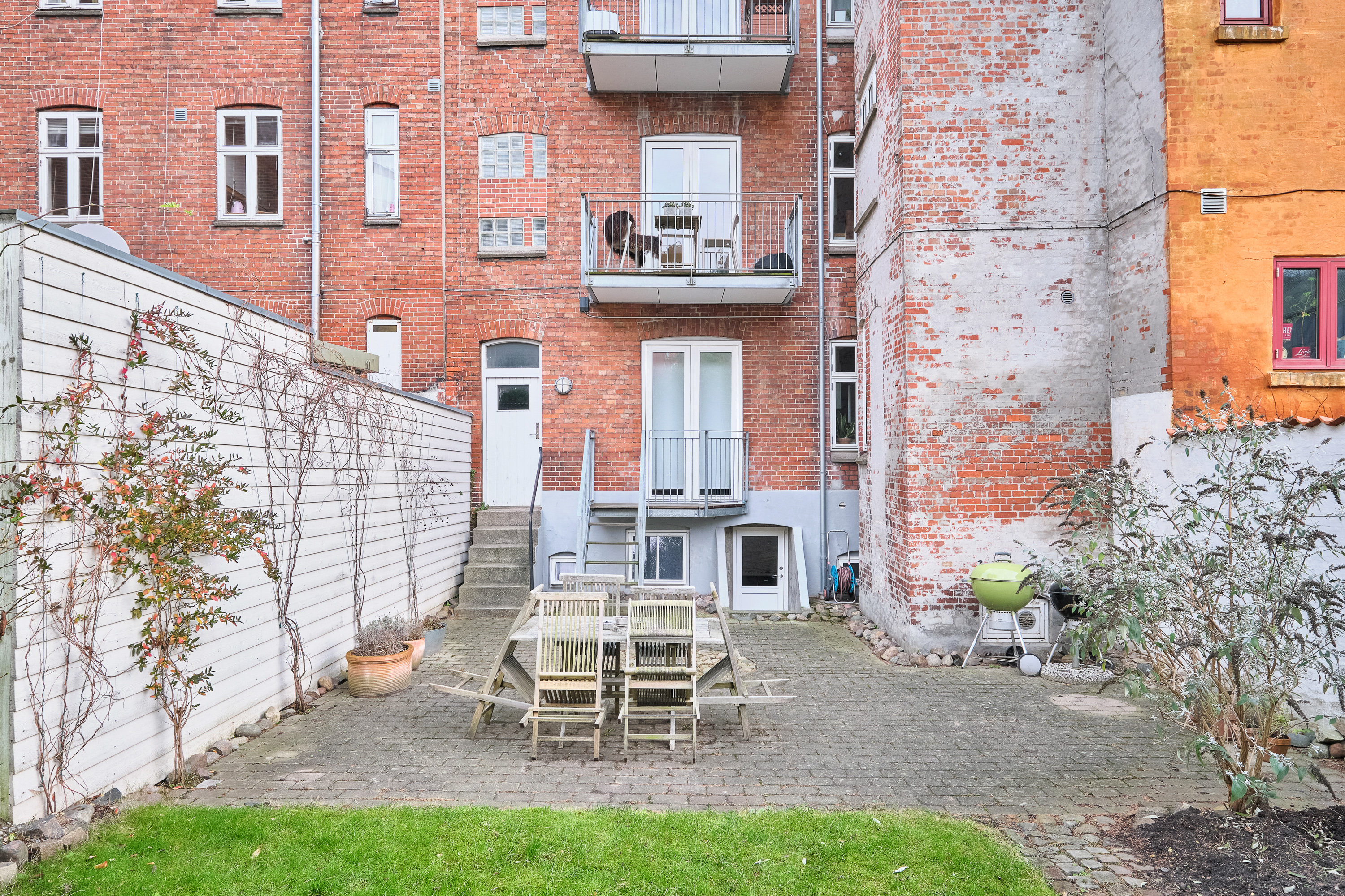 Fremhævet gårdmiljø billede i fuldskærmstilstand. Billede af Sjællandsgade 101, 1., 8000 Aarhus C