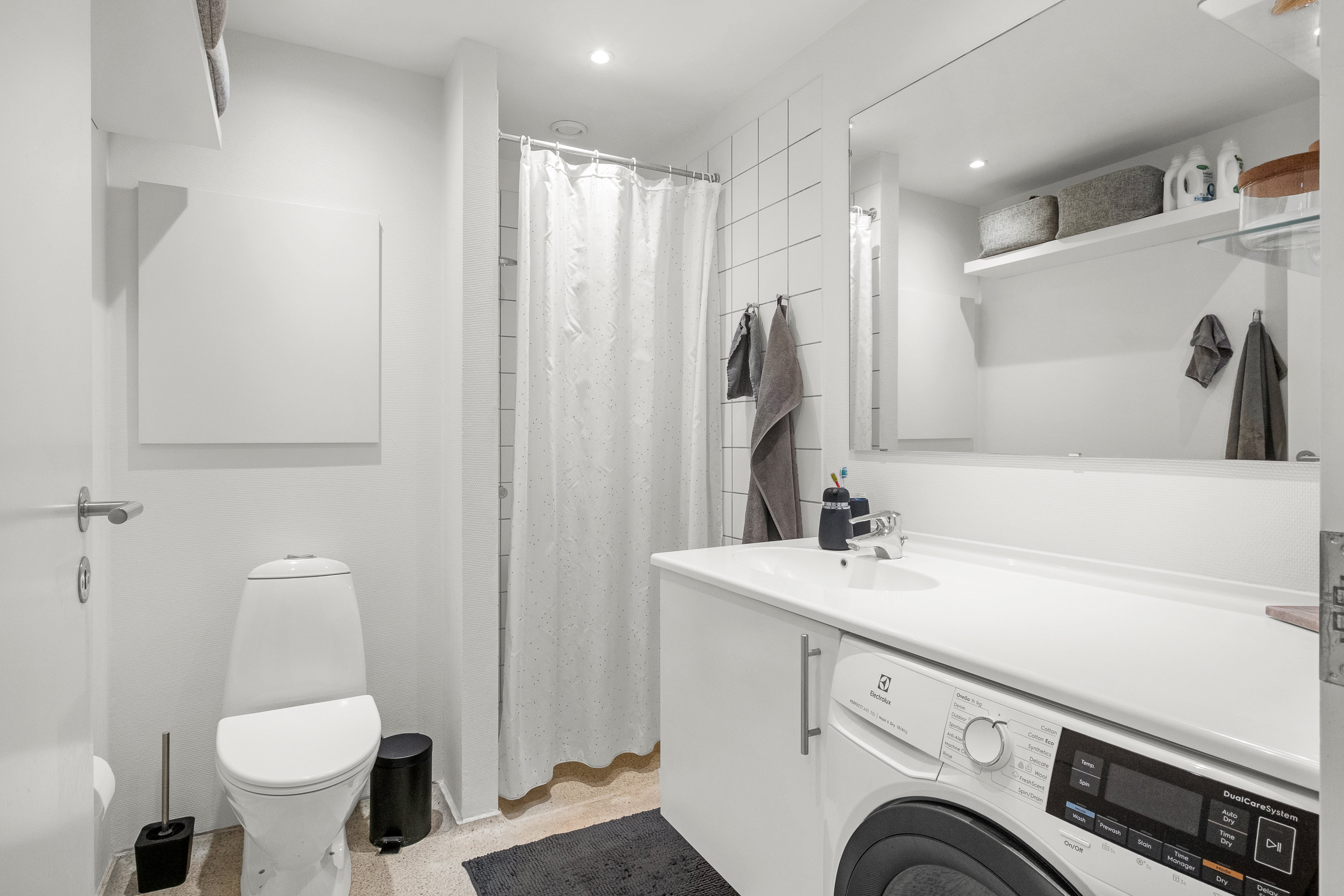 Fremhævet badeværelse billede i fuldskærmstilstand. Billede af Gebauersgade 2, 4. 20., 8000 Aarhus C