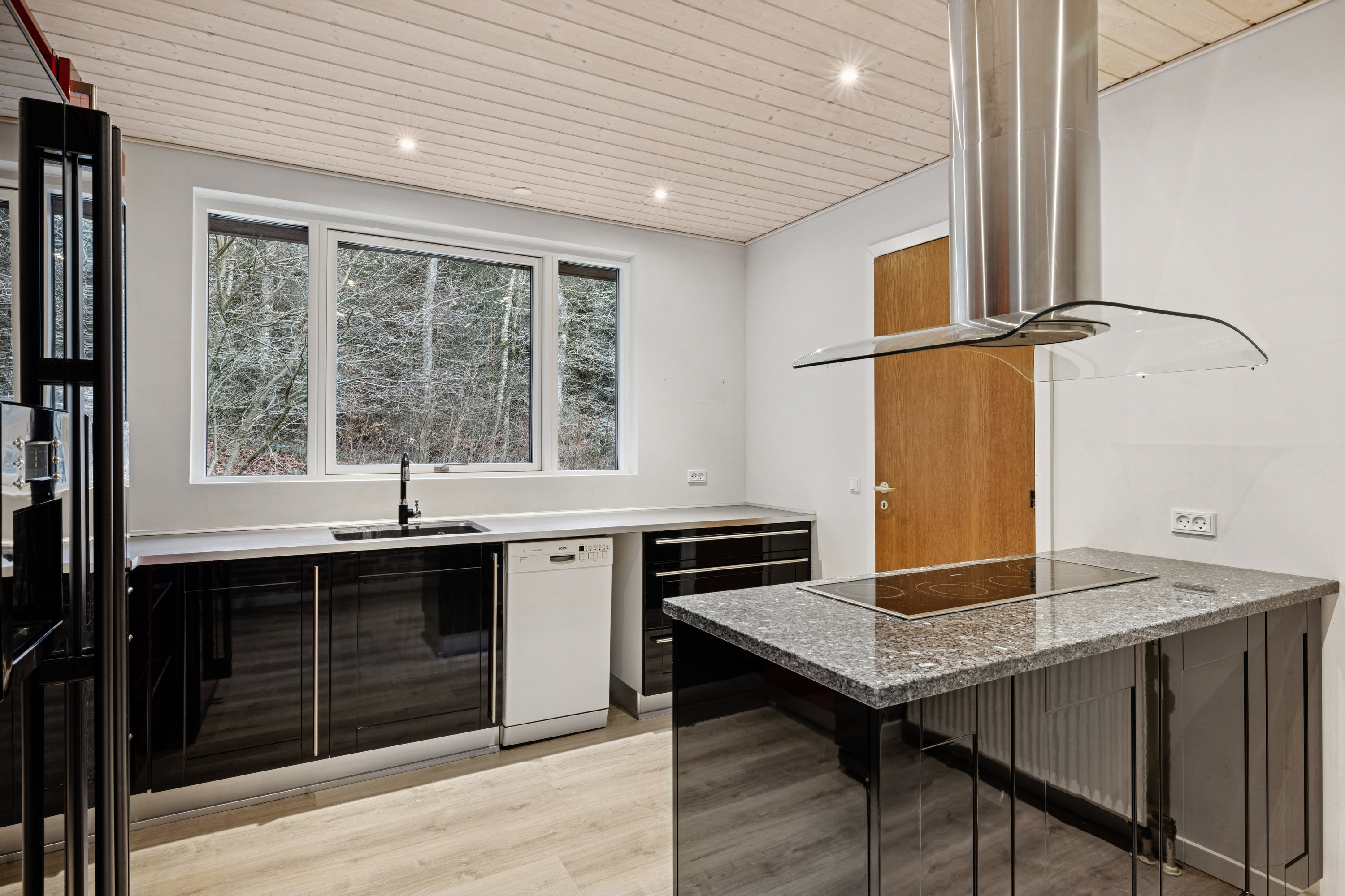 Fremhævet køkken billede i fuldskærmstilstand. Billede af Pederstrupvej 19, Pederstrup, 8830 Tjele