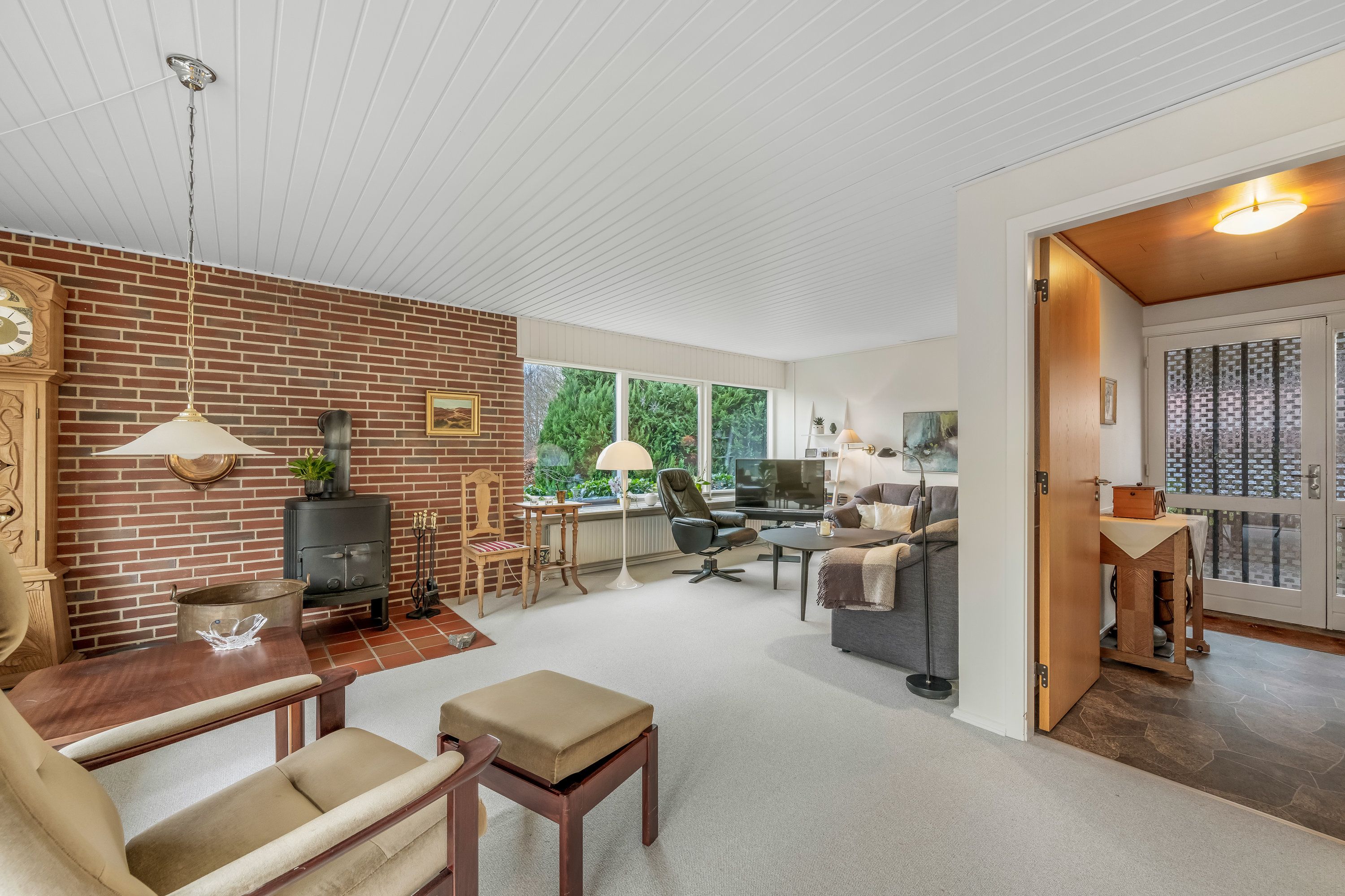 Fremhævet stue billede i fuldskærmstilstand. Billede af Egevej 1, 6880 Tarm