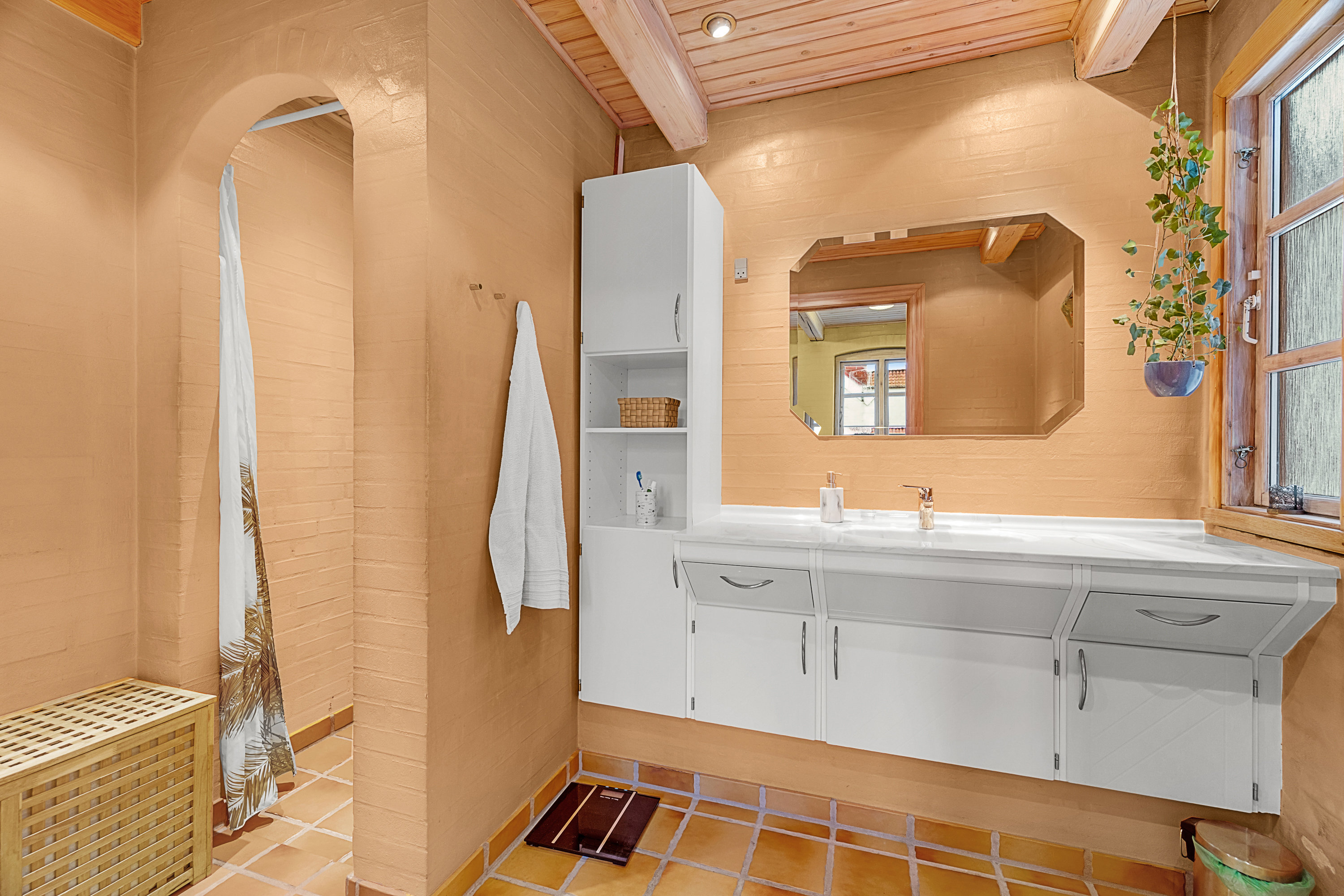 Fremhævet badeværelse billede i fuldskærmstilstand. Billede af Fiskervænget 18, Dyreborg, 5600 Faaborg