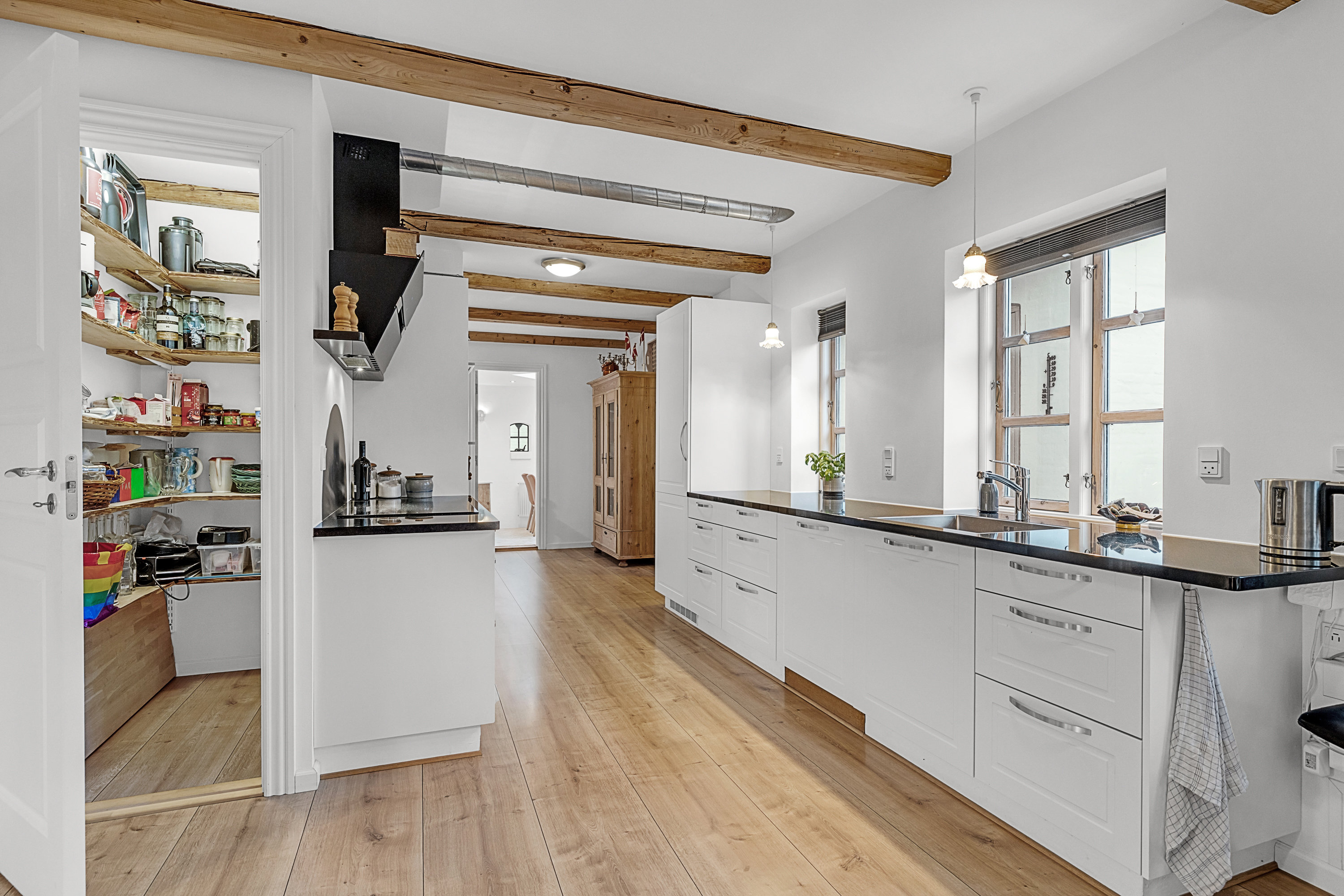 Fremhævet køkken billede i fuldskærmstilstand. Billede af Fiskervænget 18, Dyreborg, 5600 Faaborg