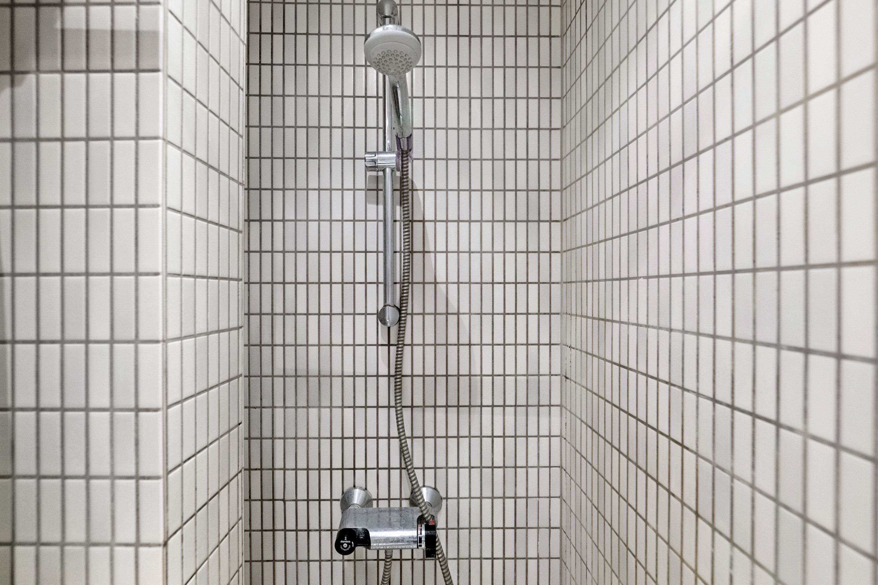 Fremhævet badeværelse billede i fuldskærmstilstand. Billede af Willemoesgade 20, 1., Trøjborg , 8200 Aarhus N