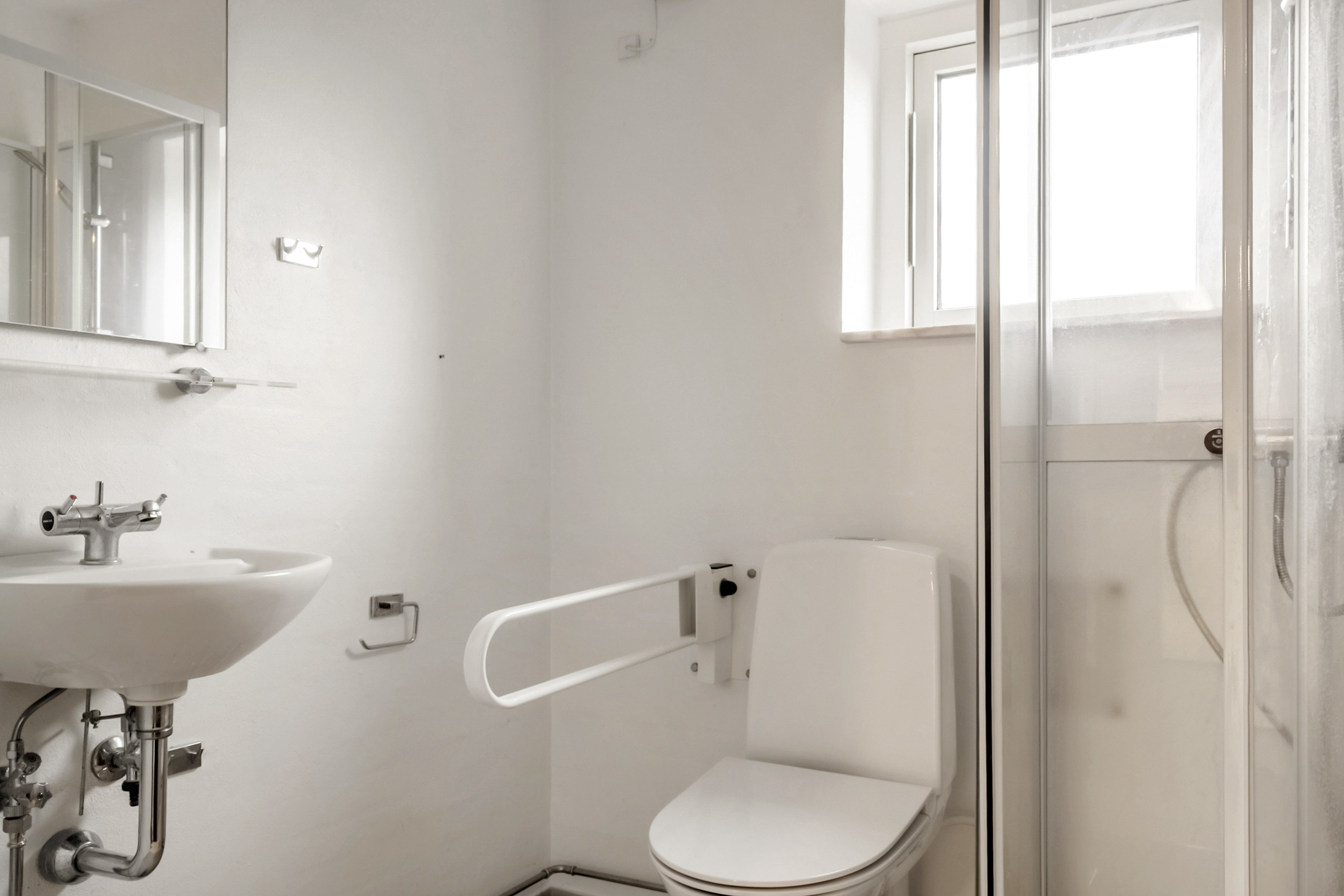 Fremhævet badeværelse billede i fuldskærmstilstand. Billede af Ørnstrupvej 33, 8700 Horsens