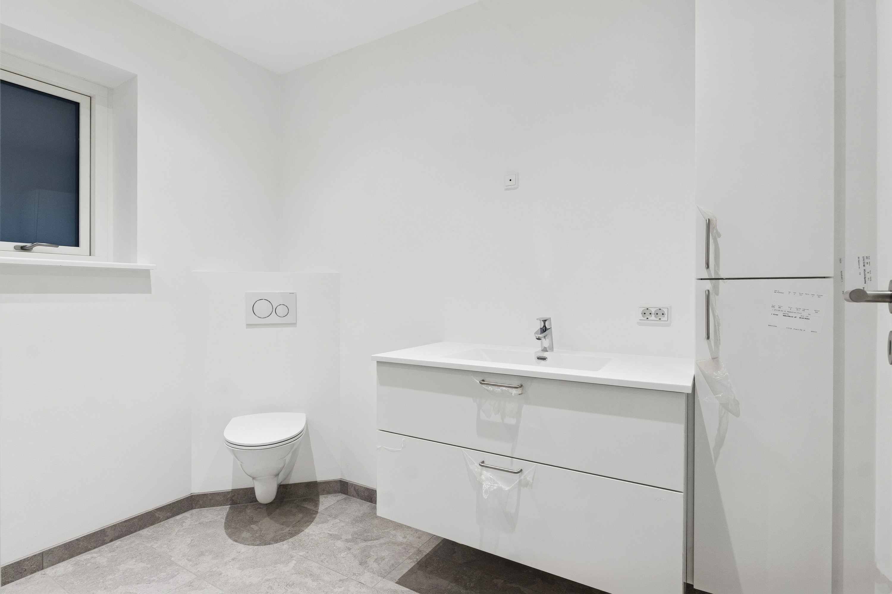 Fremhævet badeværelse billede i fuldskærmstilstand. Billede af Troelstrup Bygade 2F, 4690 Haslev