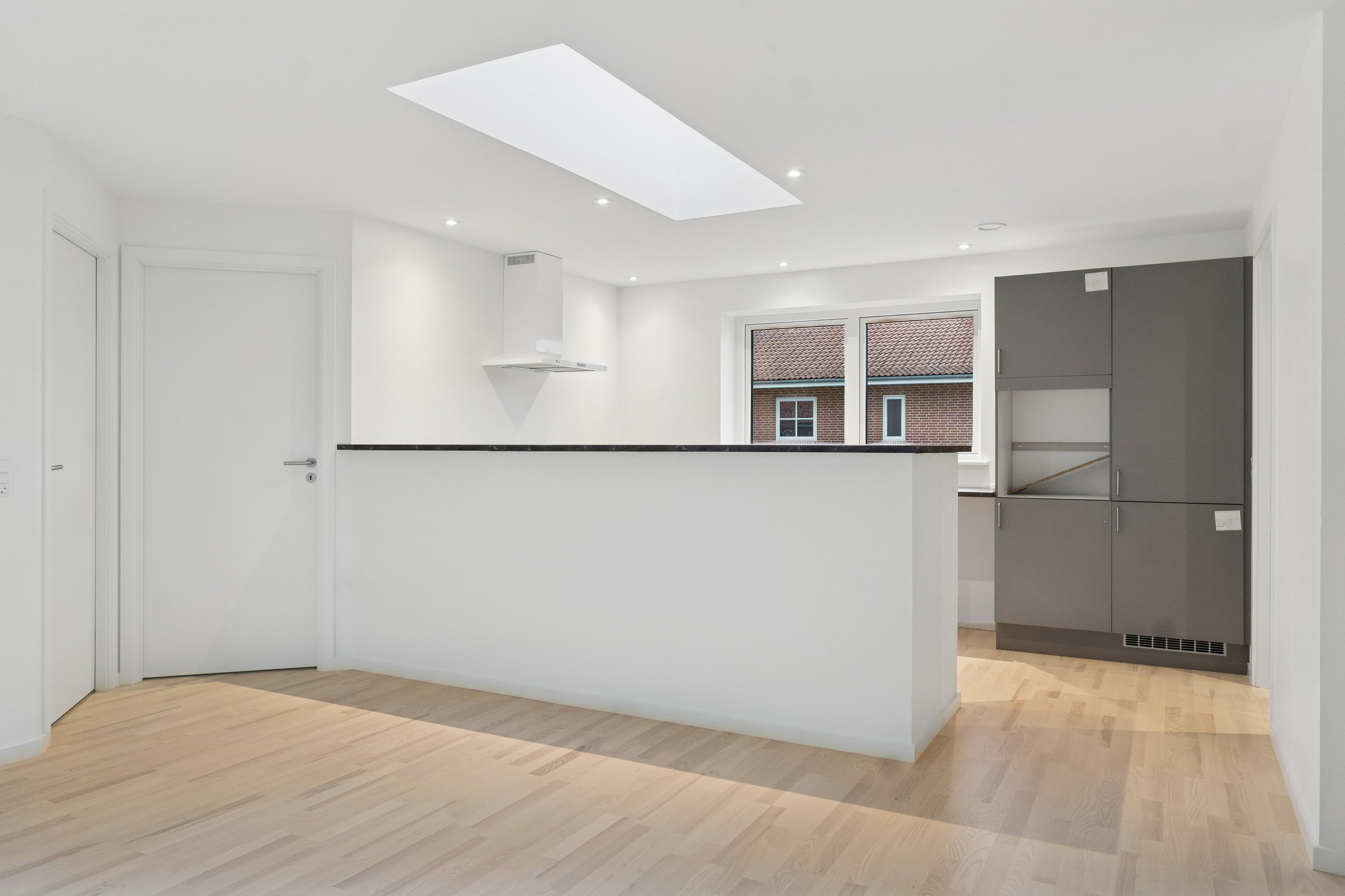 Fremhævet køkken billede i fuldskærmstilstand. Billede af Troelstrup Bygade 2F, 4690 Haslev