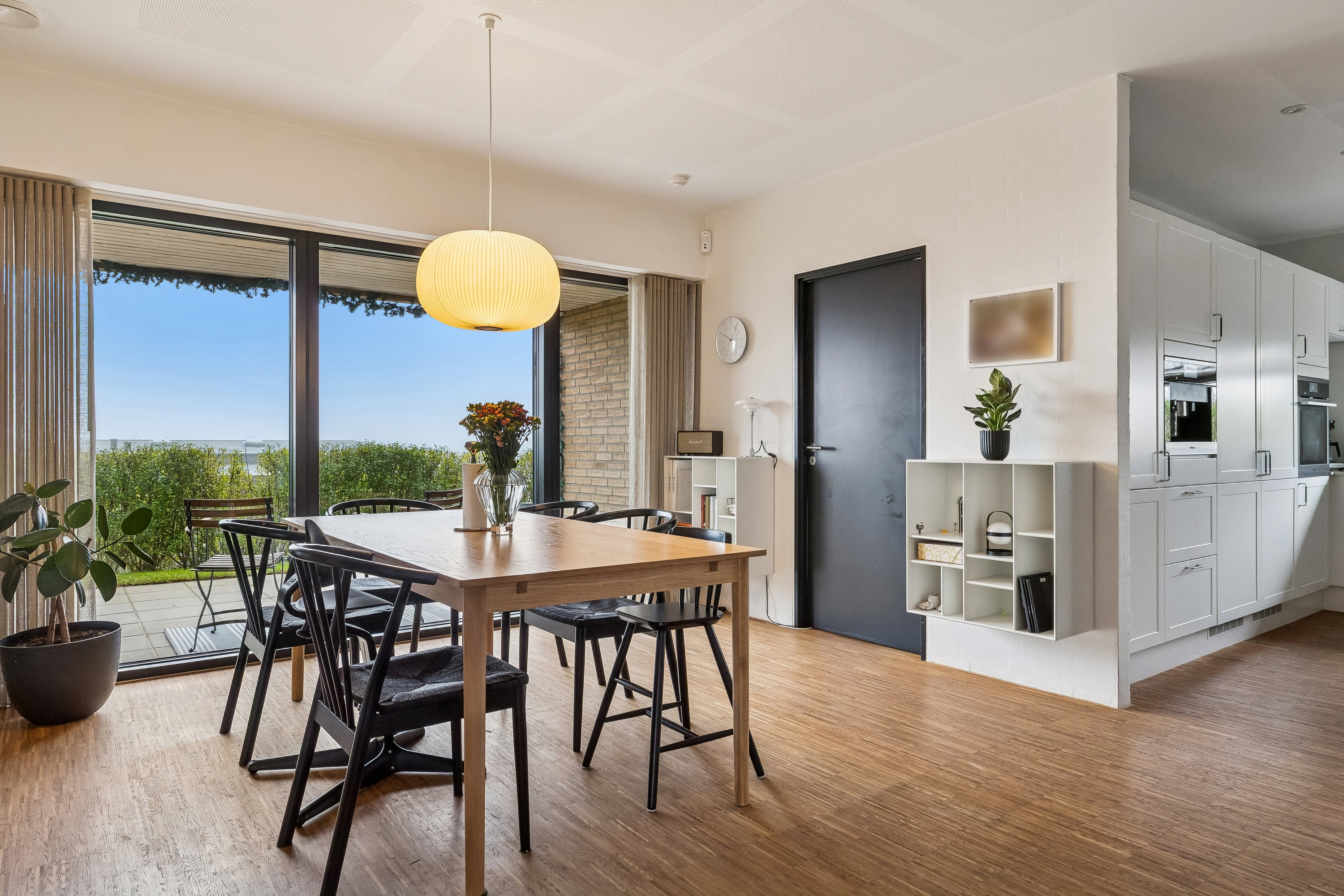 Fremhævet alrum billede i fuldskærmstilstand. Billede af Agerhønebakken 30, 8660 Skanderborg