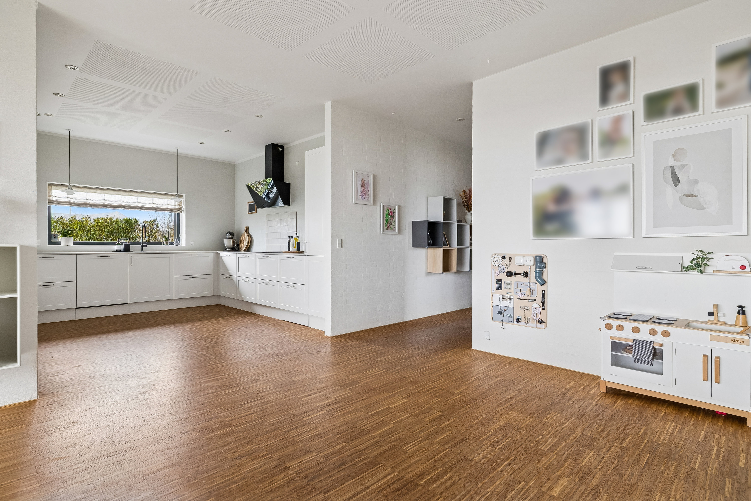 Fremhævet stue billede i fuldskærmstilstand. Billede af Agerhønebakken 30, 8660 Skanderborg