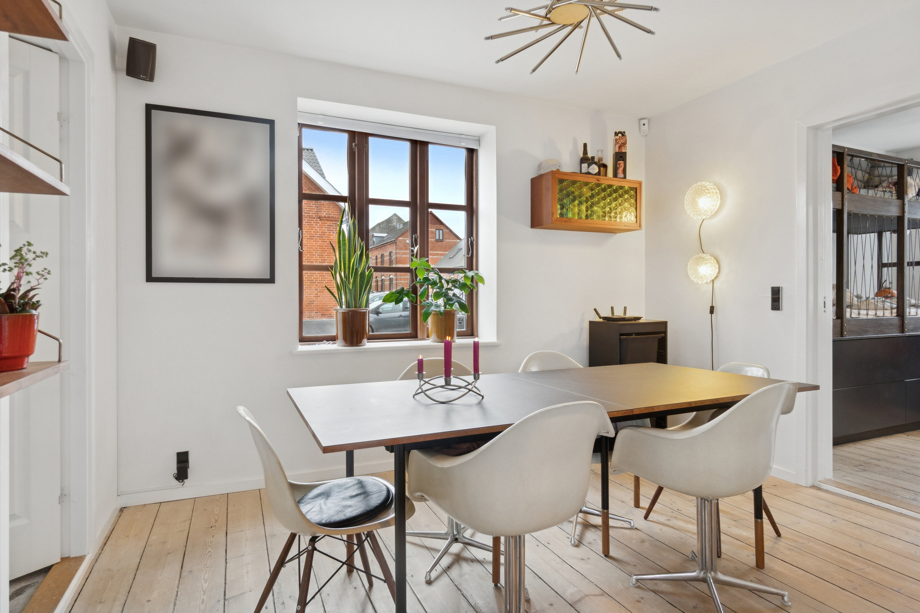 Fremhævet spisestue billede i fuldskærmstilstand. Billede af Hellig Andersvej 12, 4200 Slagelse