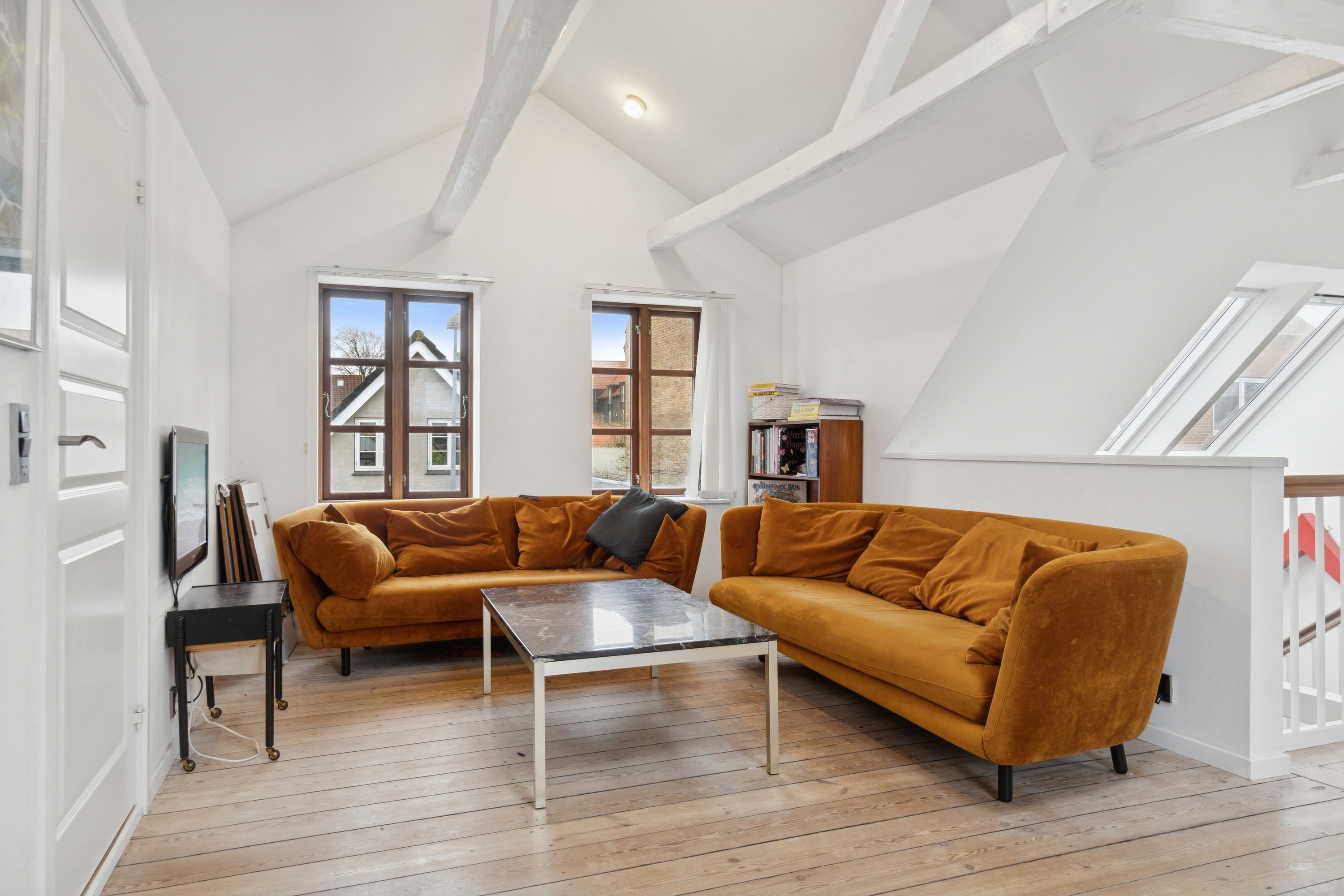 Fremhævet stue billede i fuldskærmstilstand. Billede af Hellig Andersvej 12, 4200 Slagelse