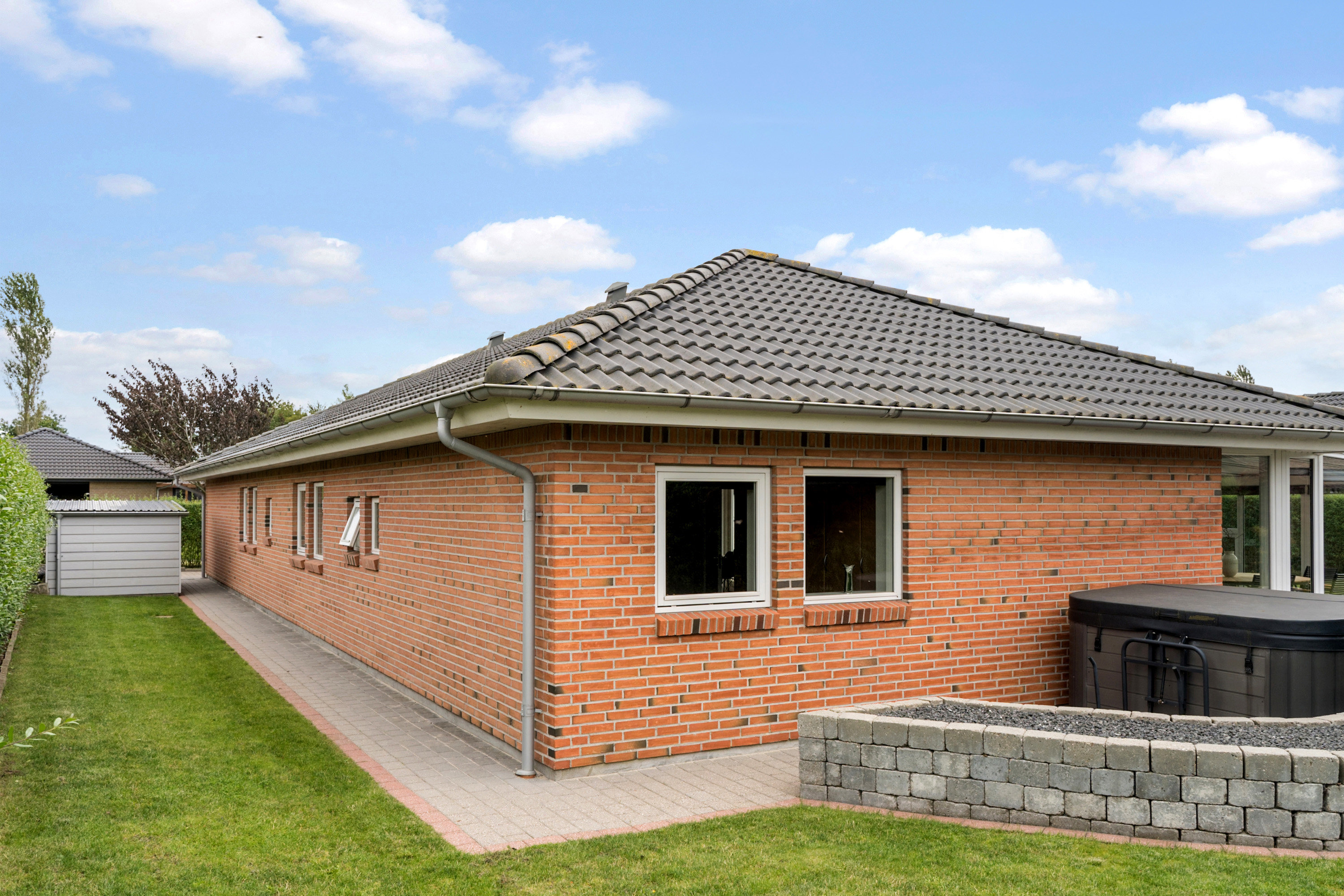 Fremhævet  billede i fuldskærmstilstand. Billede af Lærkeparken 4, 6230 Rødekro