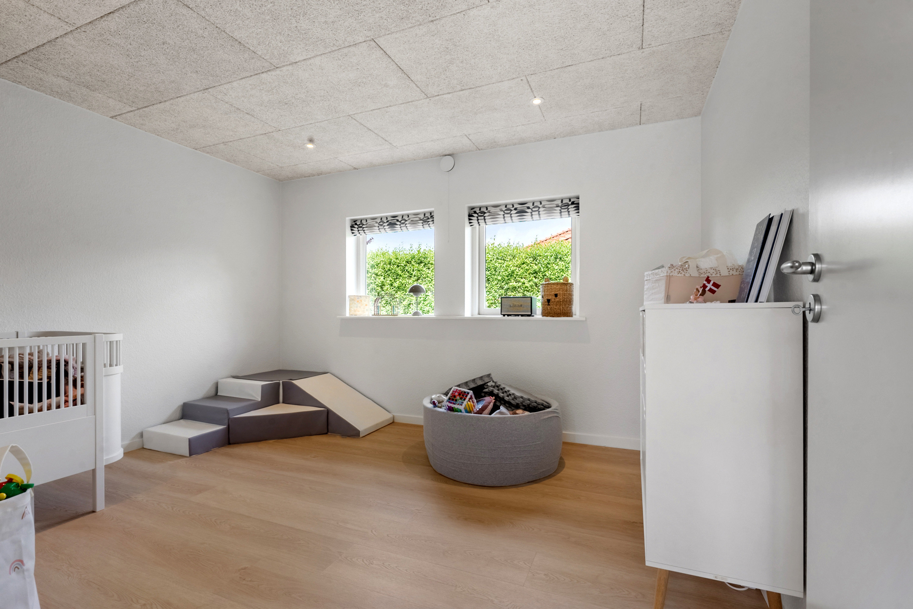 Fremhævet  billede i fuldskærmstilstand. Billede af Lærkeparken 4, 6230 Rødekro