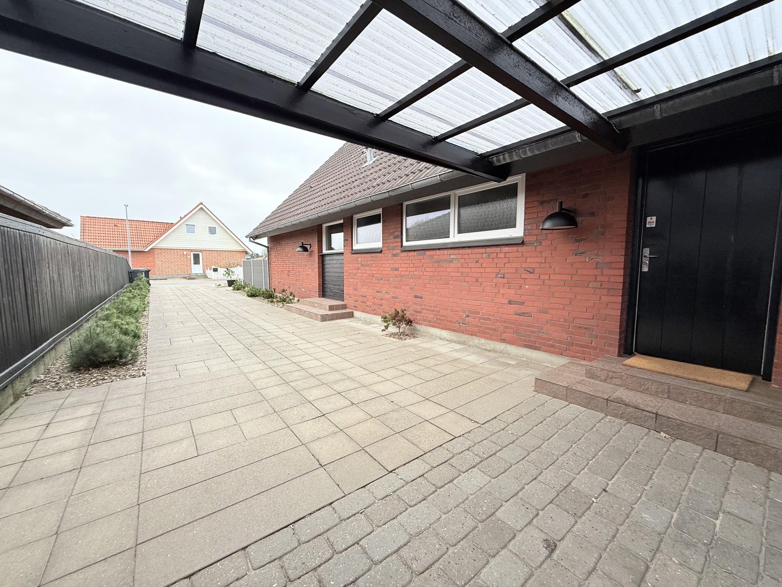 Fremhævet  billede i fuldskærmstilstand. Billede af Parallelvej 18, 6960 Hvide Sande