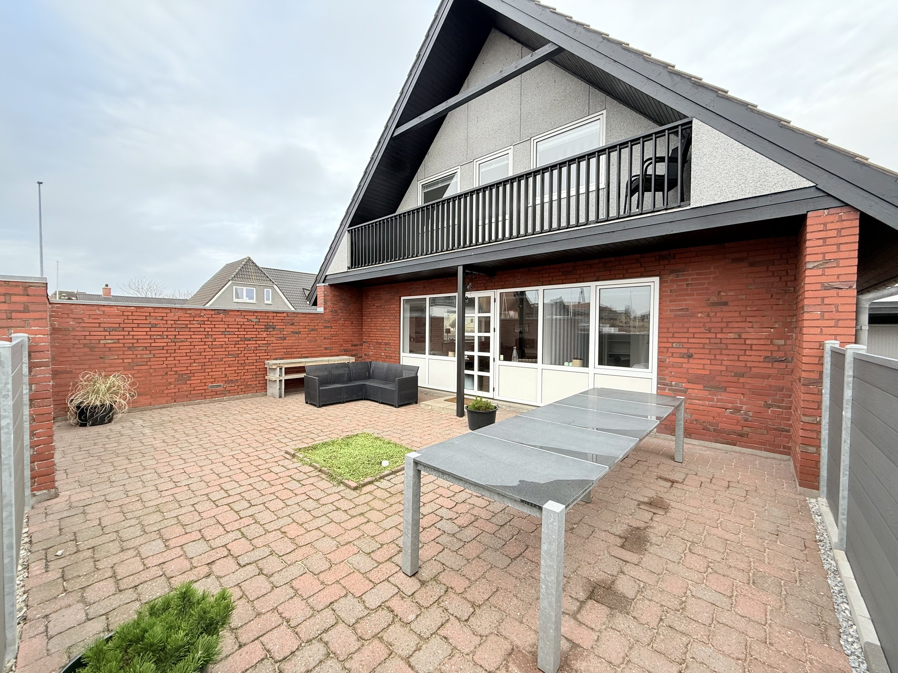 Miniaturebillede 2: . Billede af Parallelvej 18, 6960 Hvide Sande