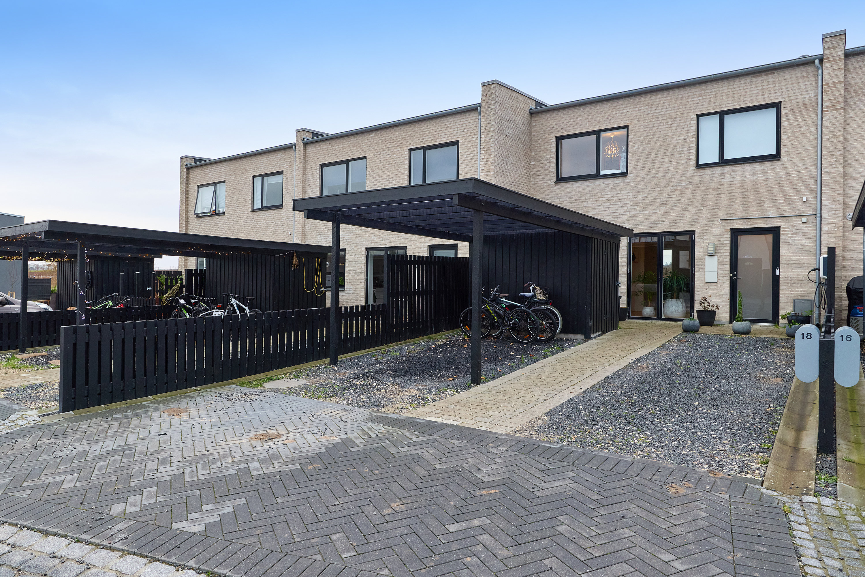 Rækkehus: Ejendommen på Okavangovej 18, Vinge, 3600 Frederikssund