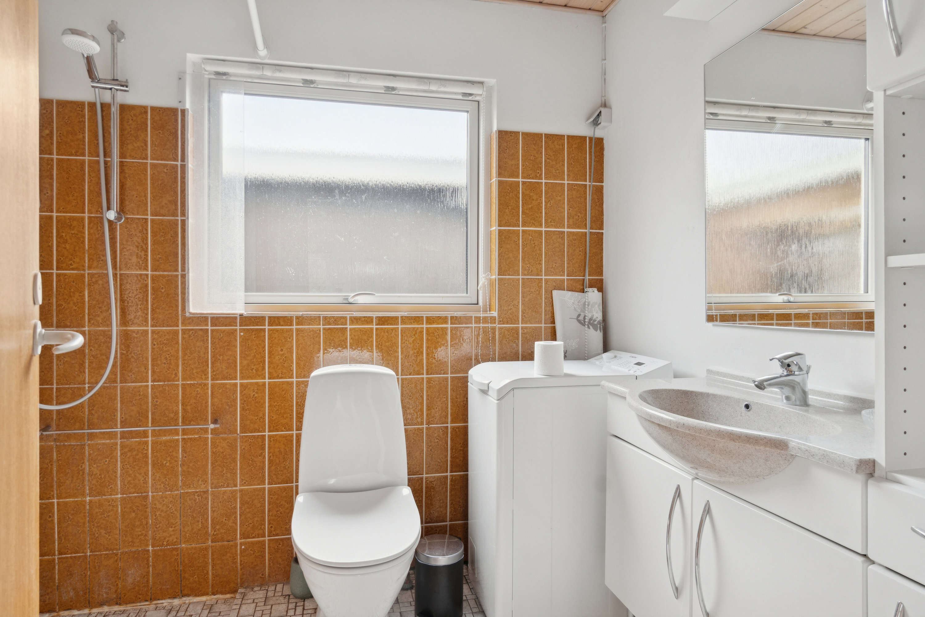 Fremhævet badeværelse billede i fuldskærmstilstand. Billede af Musvitvej 4, Kirke Stillinge, 4200 Slagelse