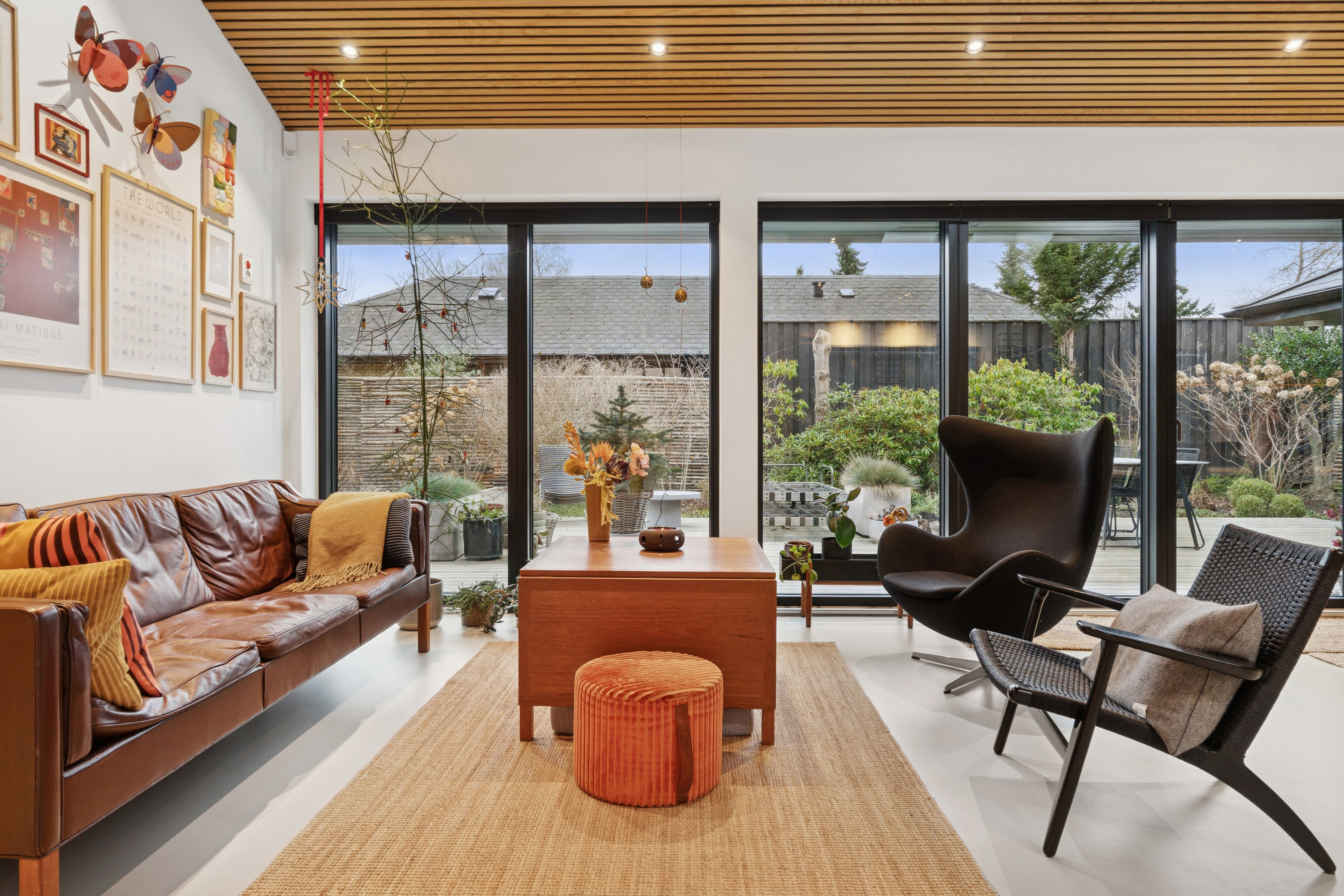 Fremhævet stue billede i fuldskærmstilstand. Billede af Søndervej 38A, 2830 Virum